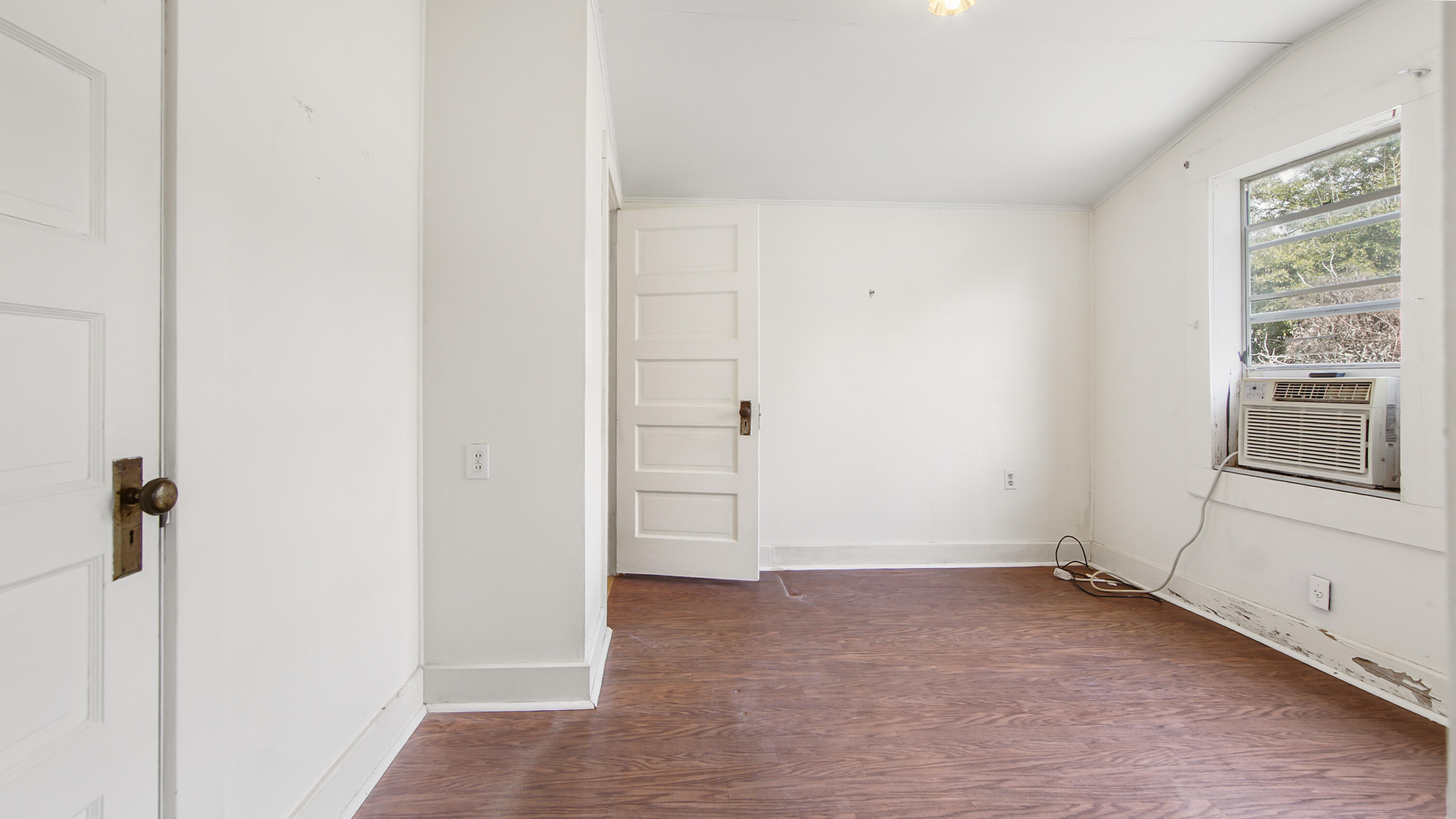 TOWN OF DEFUNIAK SPRINGS - Residential