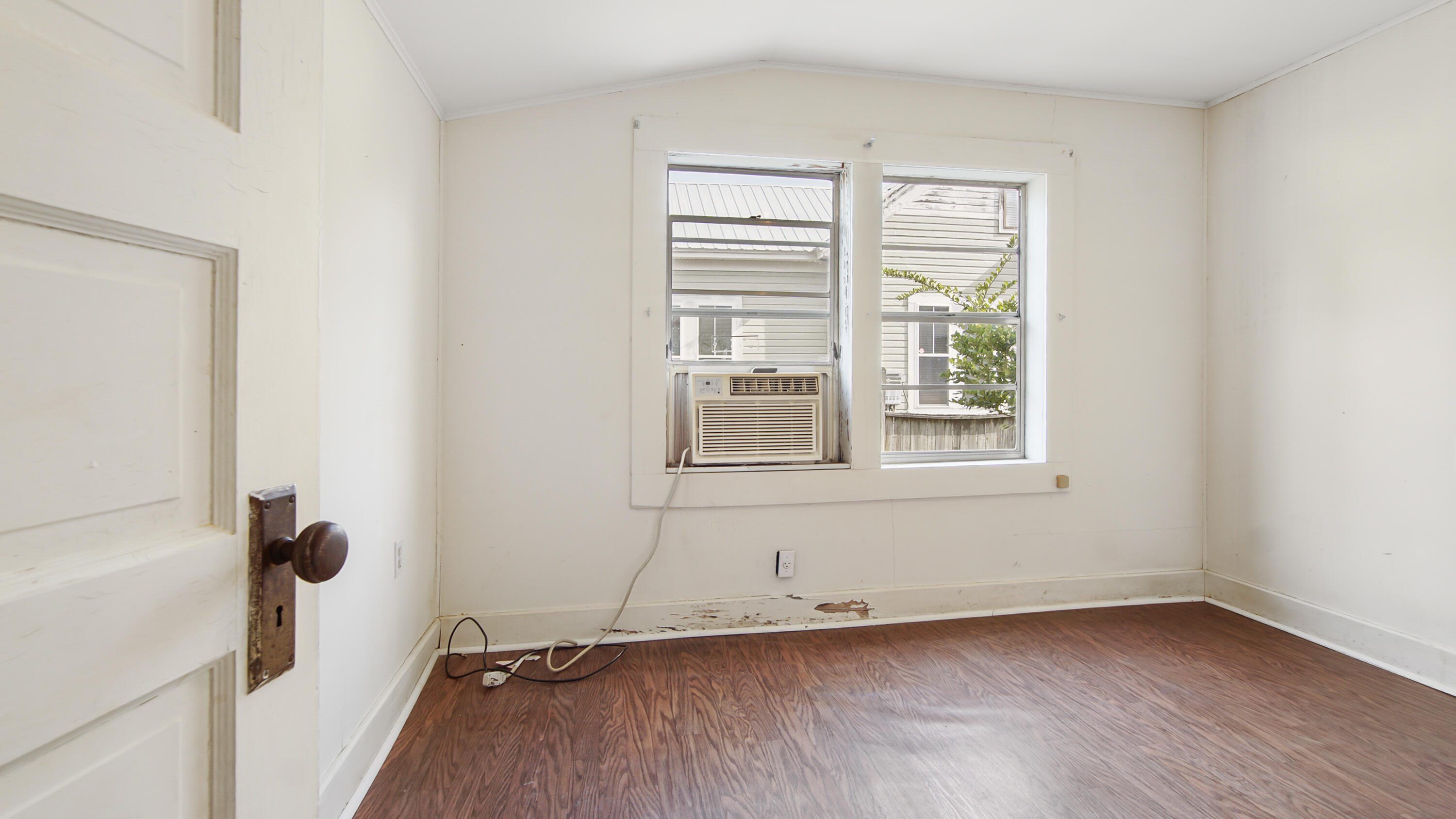 TOWN OF DEFUNIAK SPRINGS - Residential