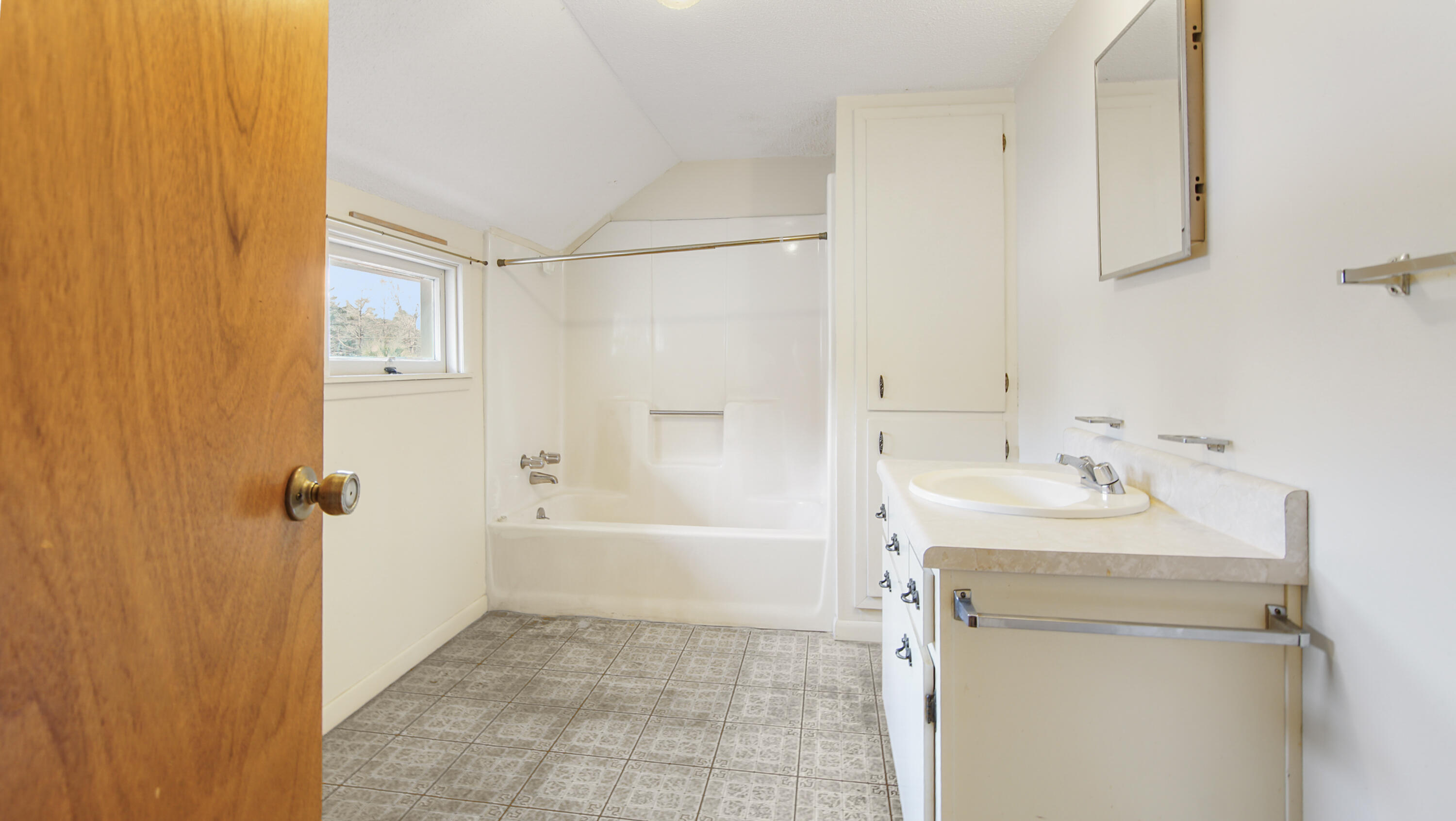 TOWN OF DEFUNIAK SPRINGS - Residential