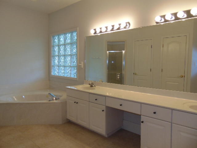 WINDSOR FOREST - Residential Lease