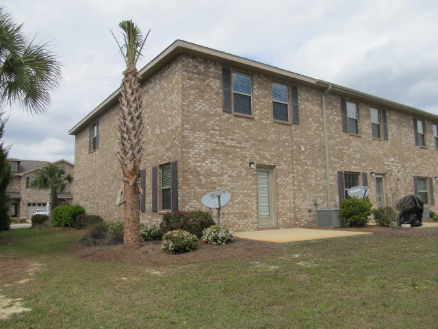 RESERVE POINTE - Residential Lease