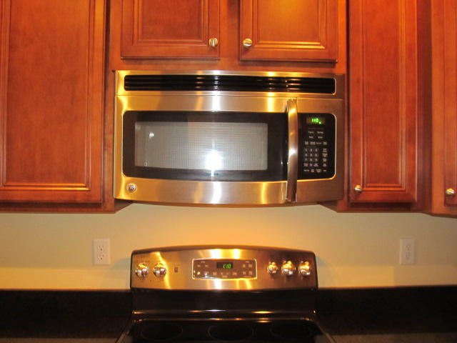 RESERVE POINTE - Residential Lease