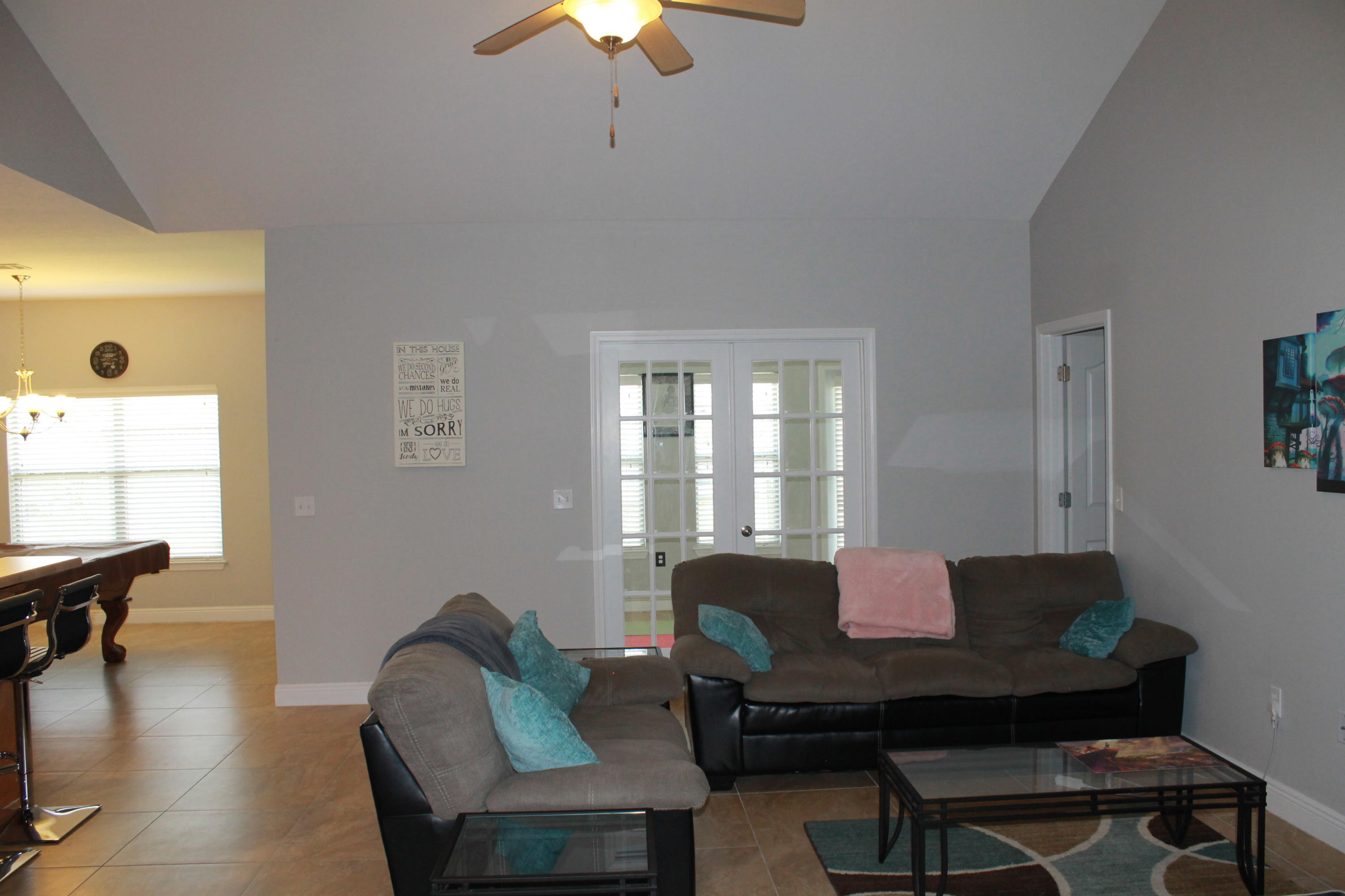 ROLLING RIDGE - Residential Lease