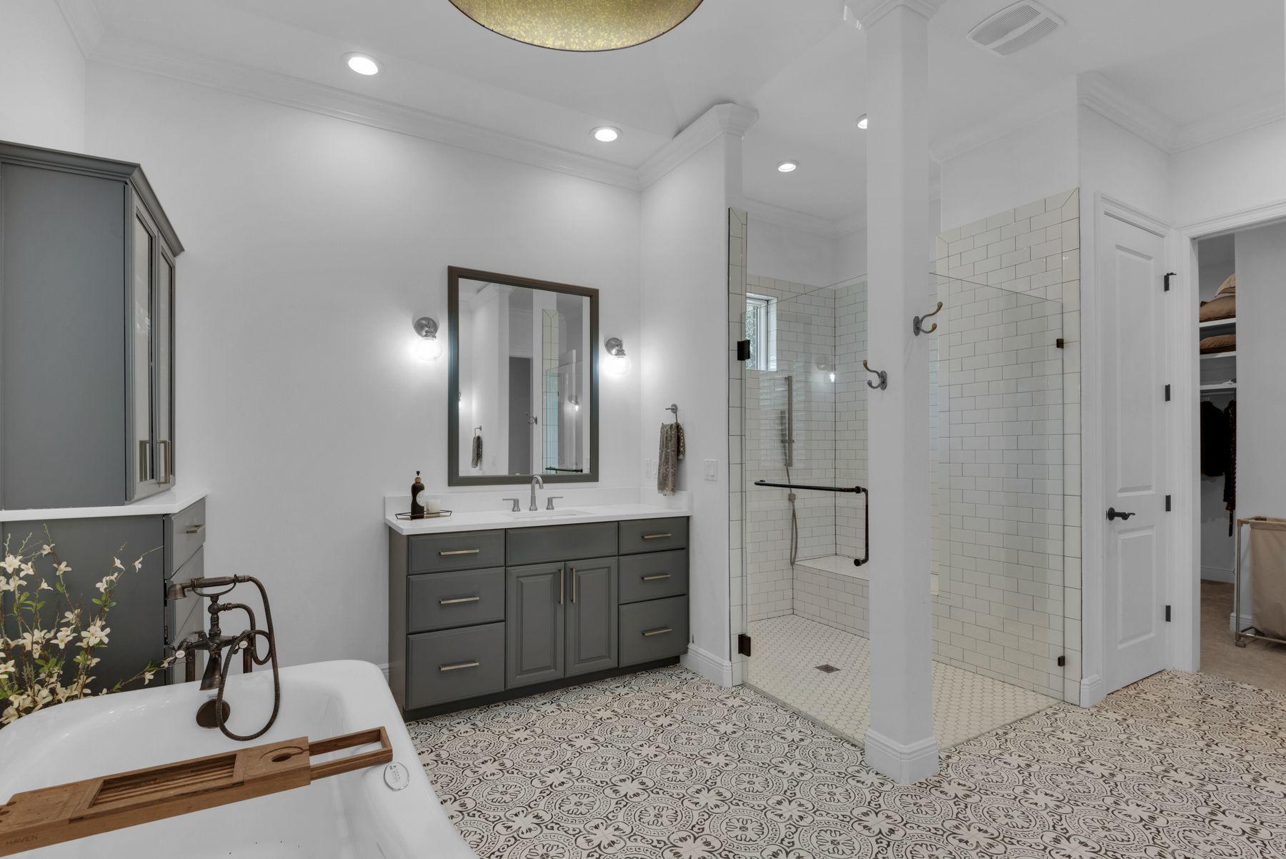 SWIFT CREEK PH VI - Residential