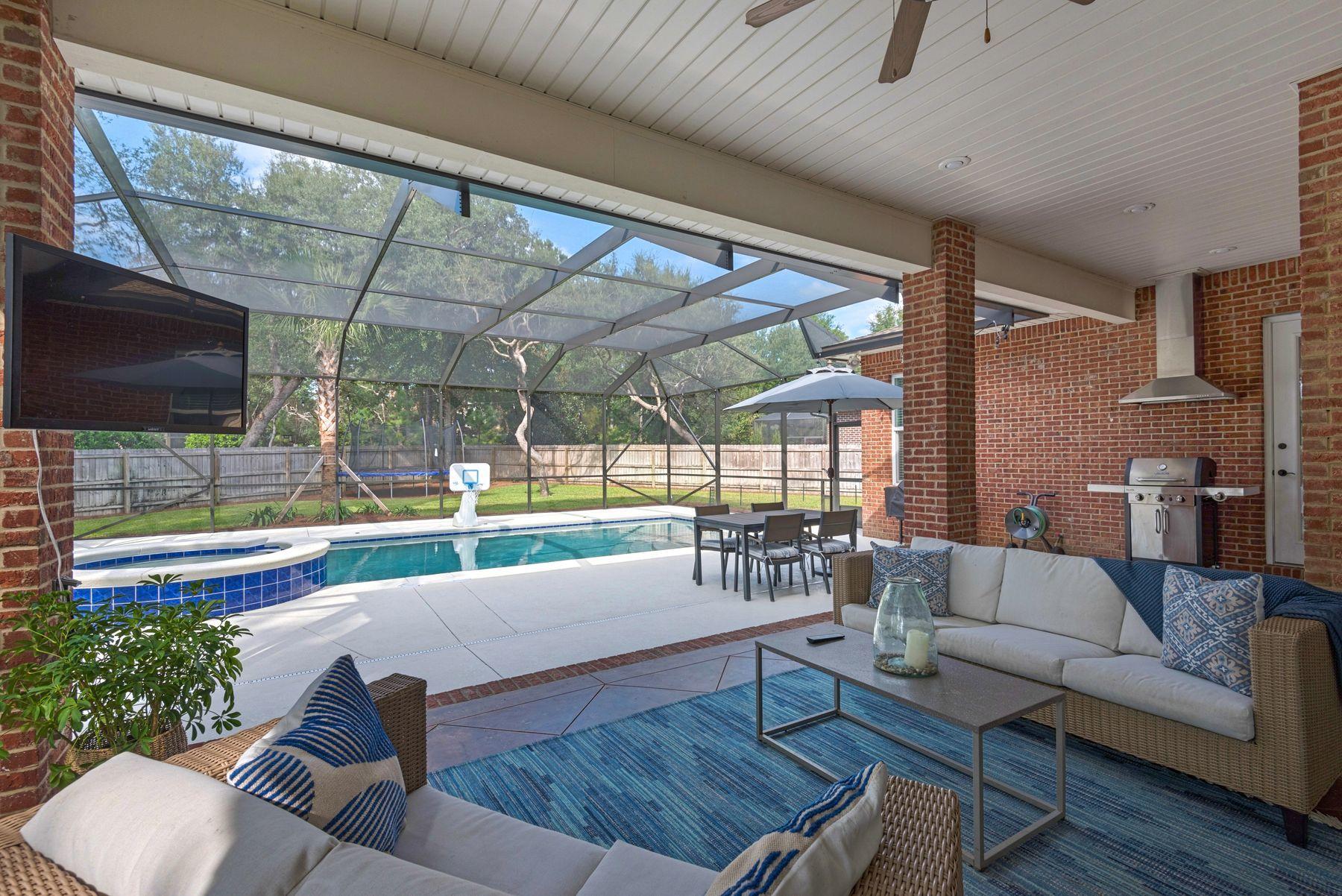 SWIFT CREEK PH VI - Residential