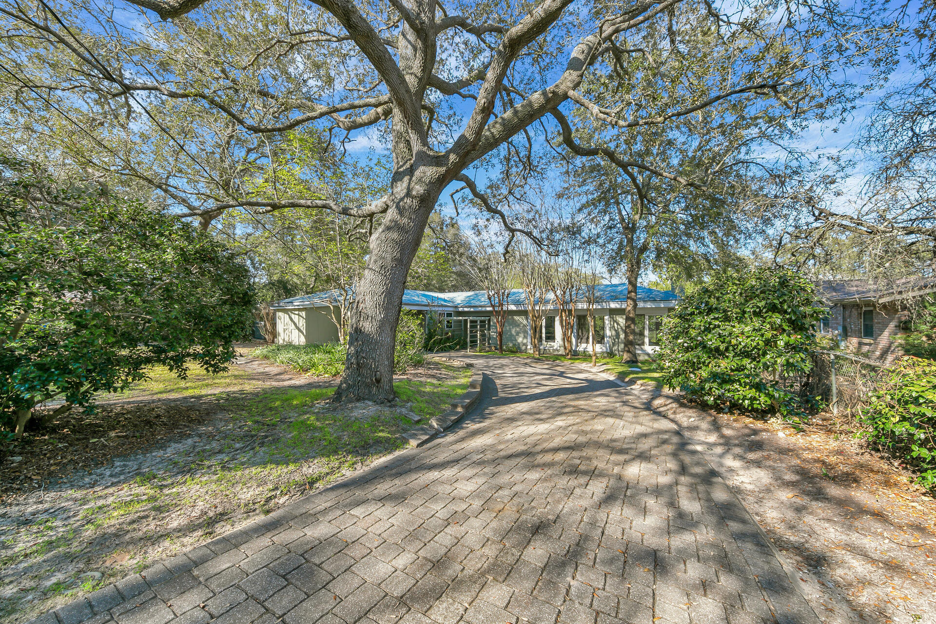 Garnier Heights - Residential