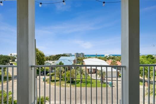 LAGUNA BEACH 7TH ADDN - Residential