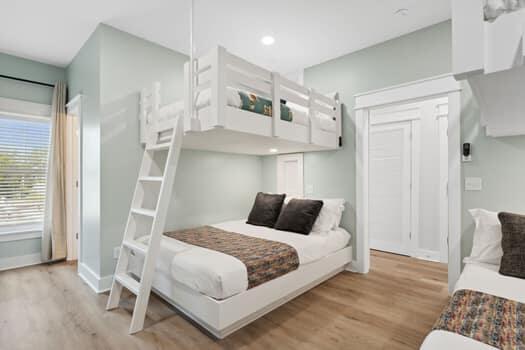 LAGUNA BEACH 7TH ADDN - Residential