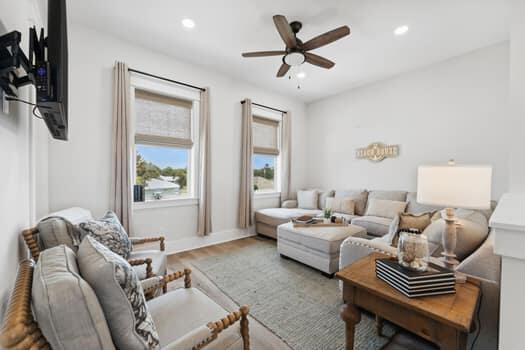 LAGUNA BEACH 7TH ADDN - Residential