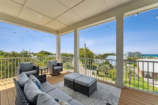 LAGUNA BEACH 7TH ADDN - Residential