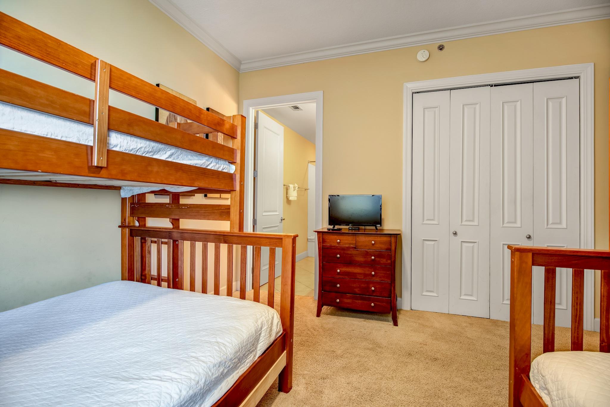 HARBOR LANDING - Residential