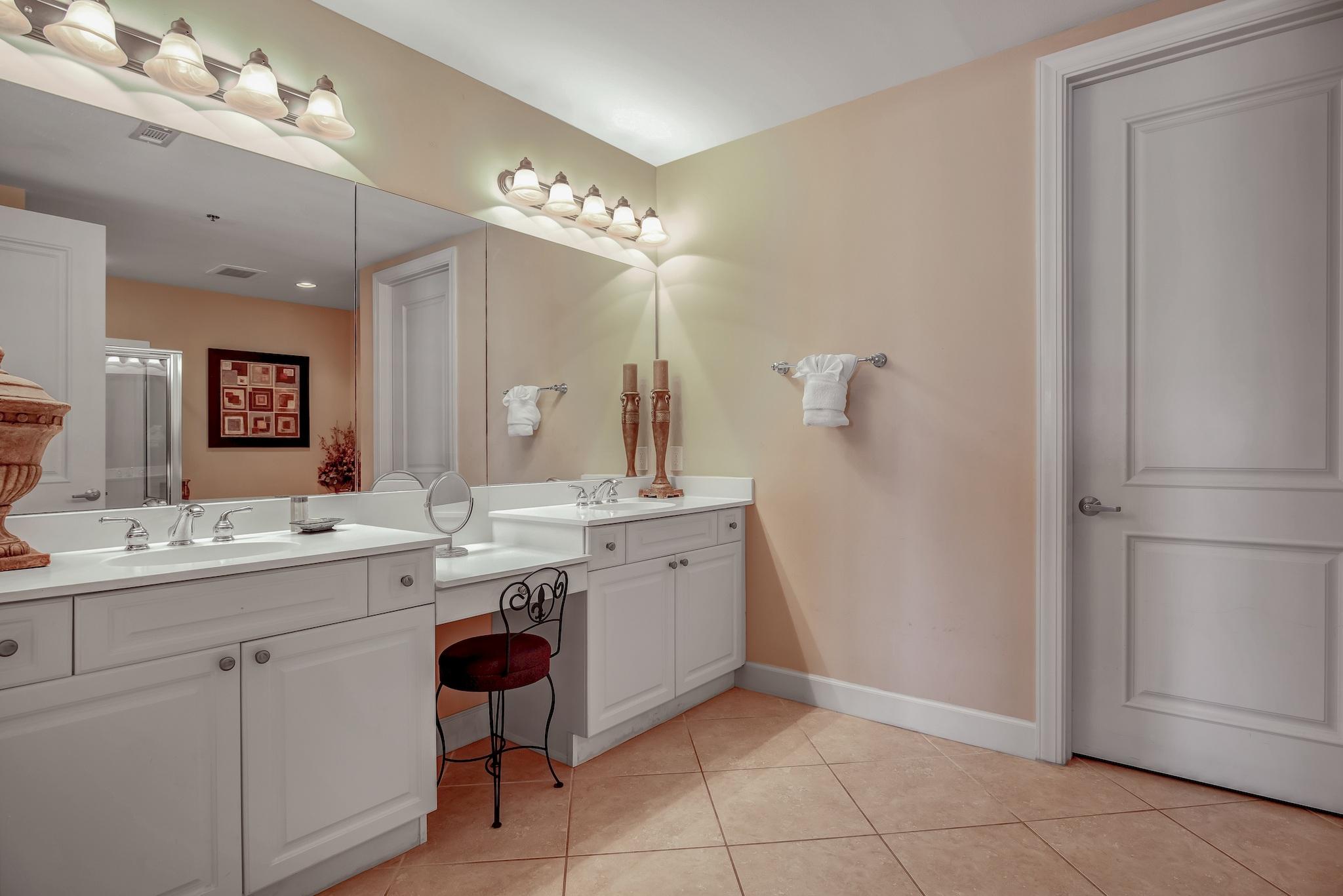 HARBOR LANDING - Residential