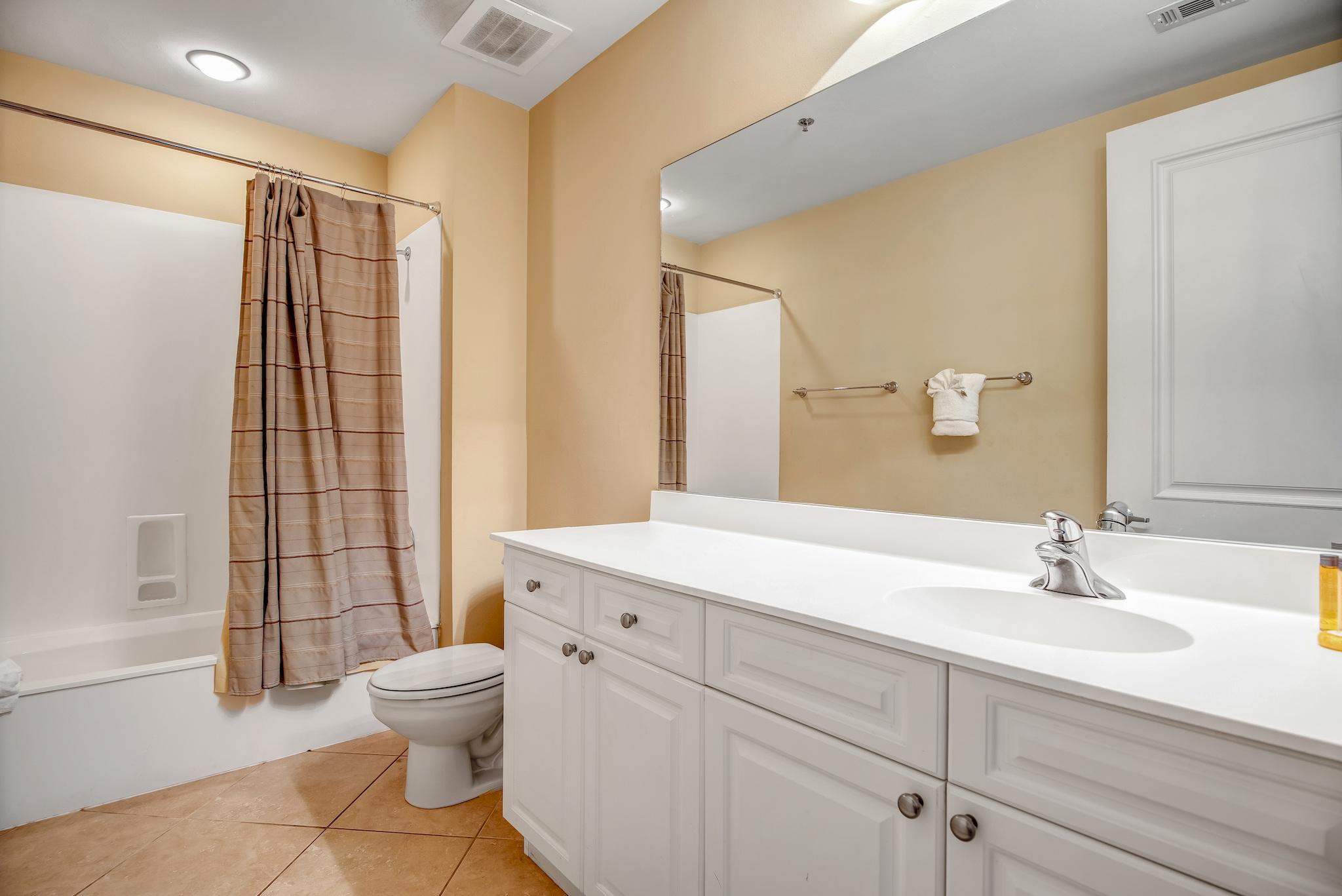 HARBOR LANDING - Residential