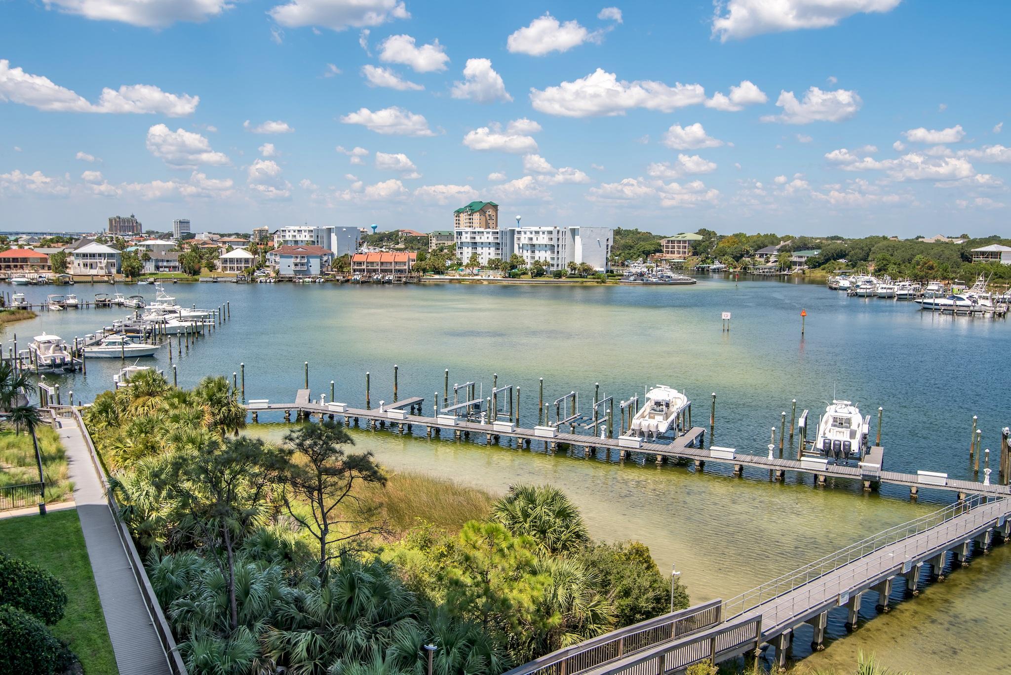 HARBOR LANDING - Residential