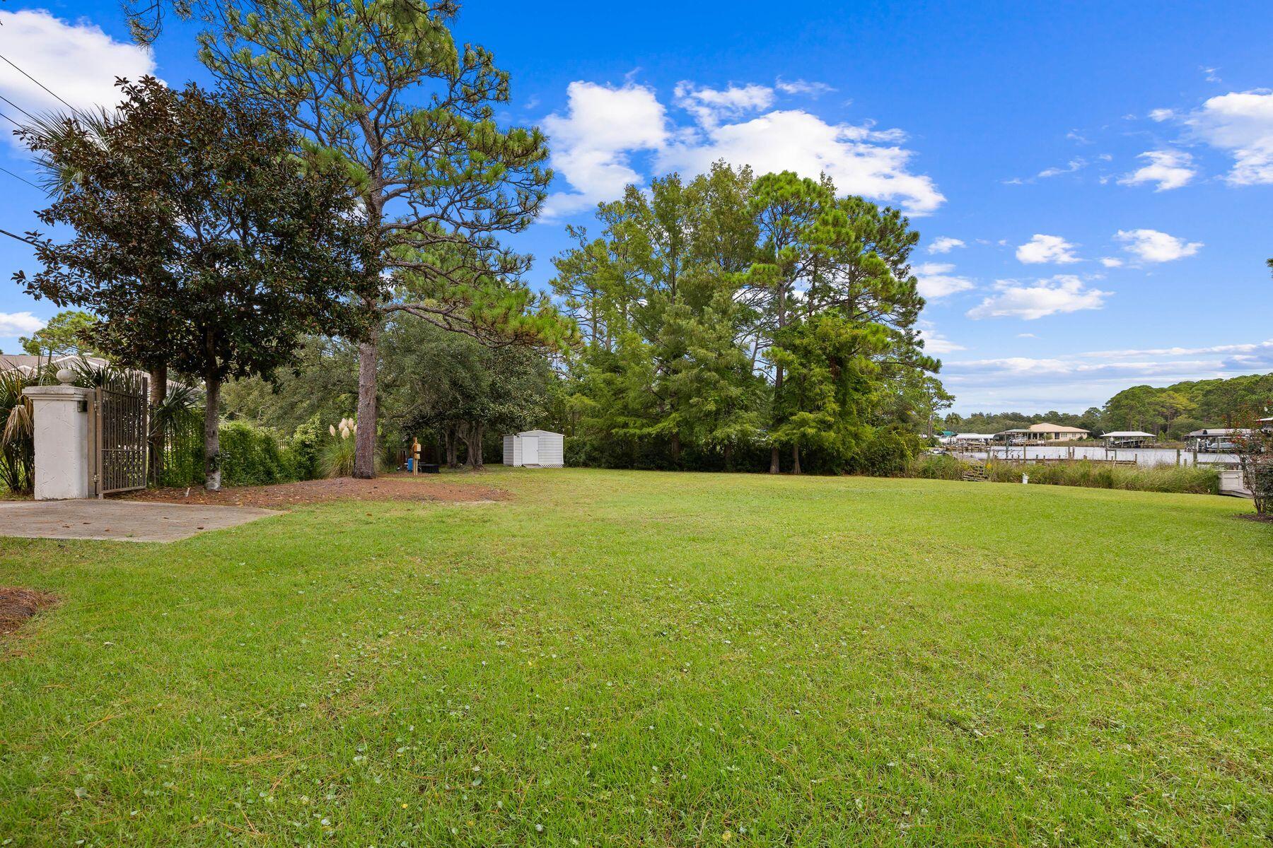 BOCAGE BAYOU ESTATES - Land