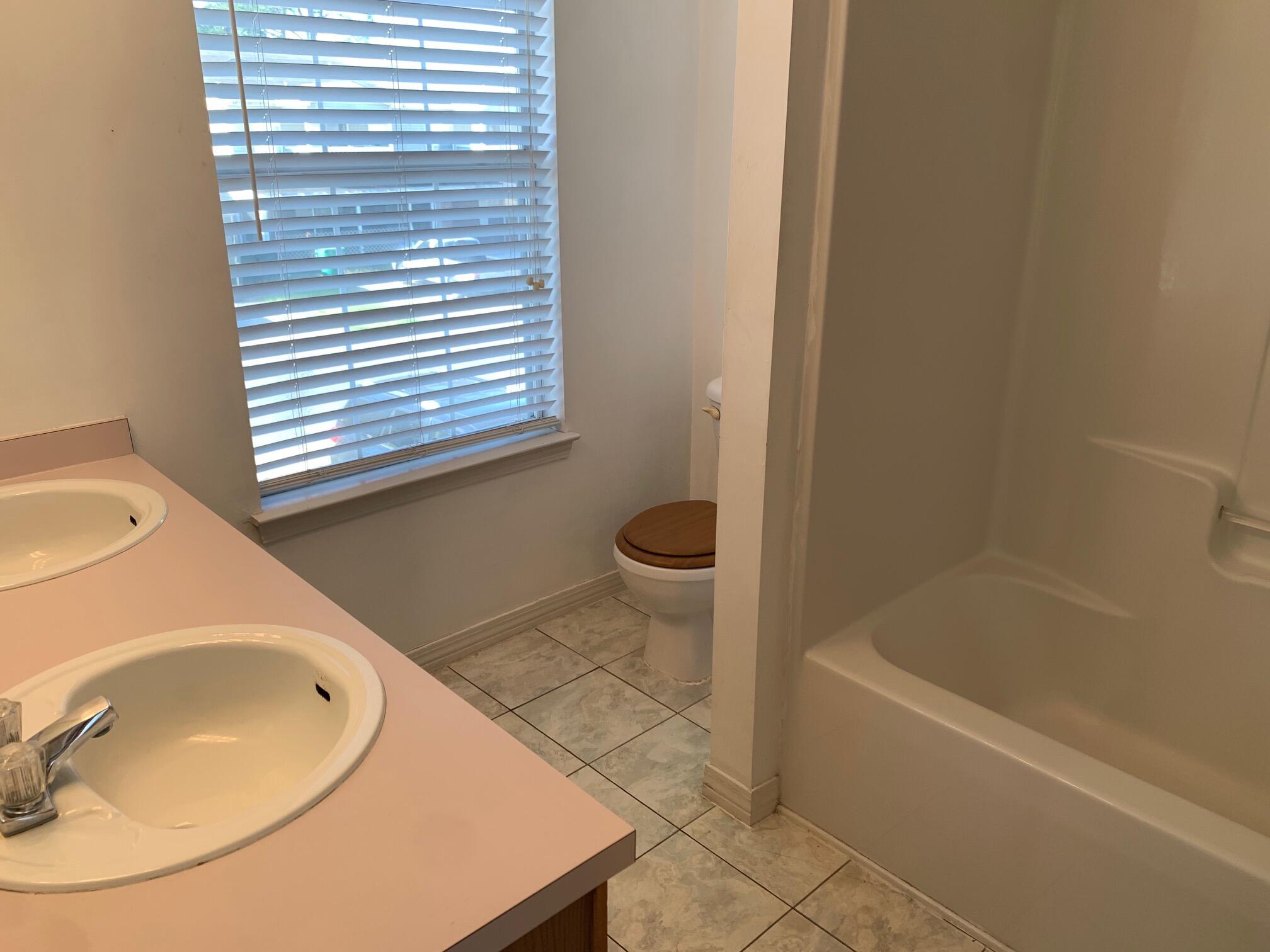 FOREST OAKS PH 3 - Residential