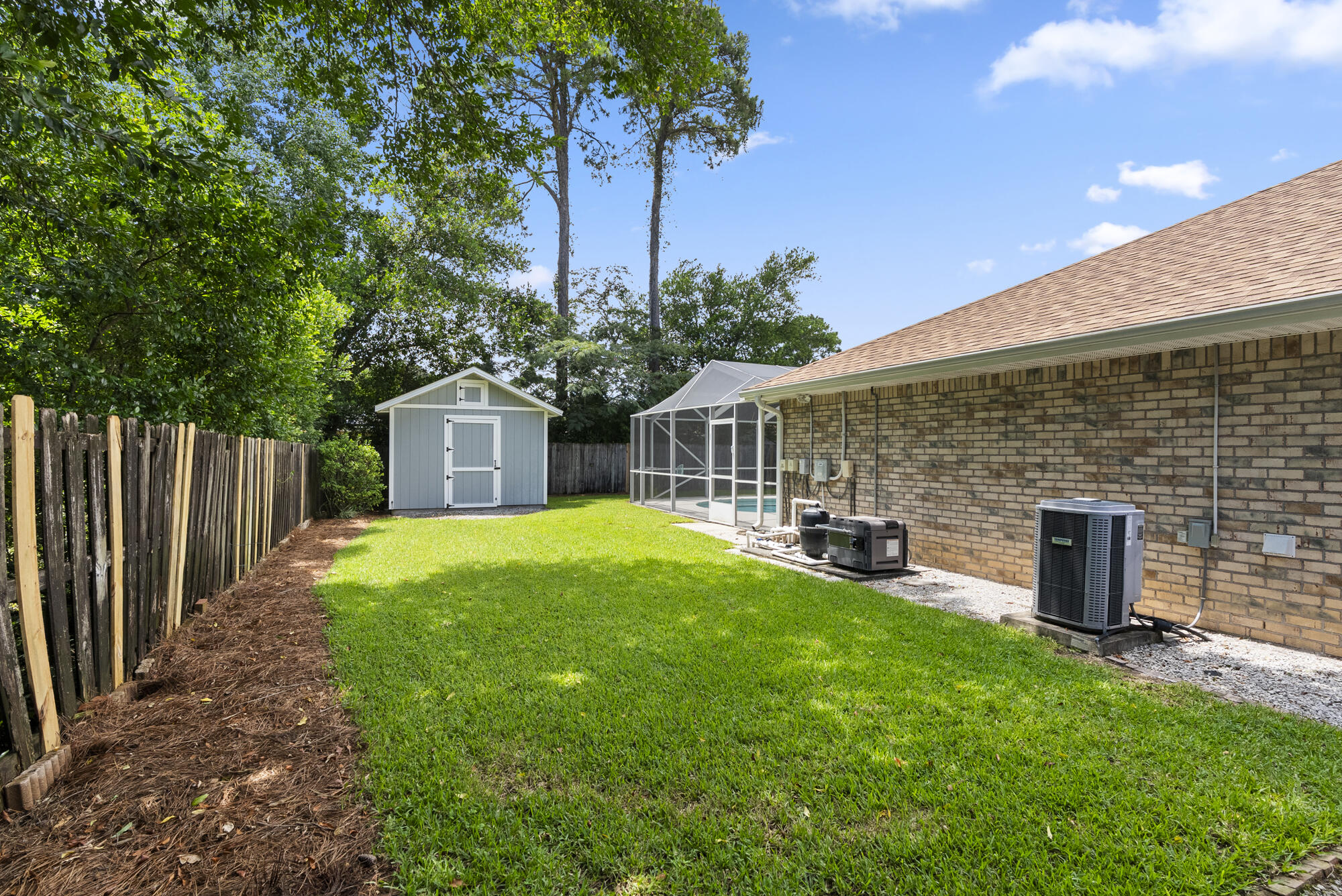 LONGWOOD PINES S/D - Residential