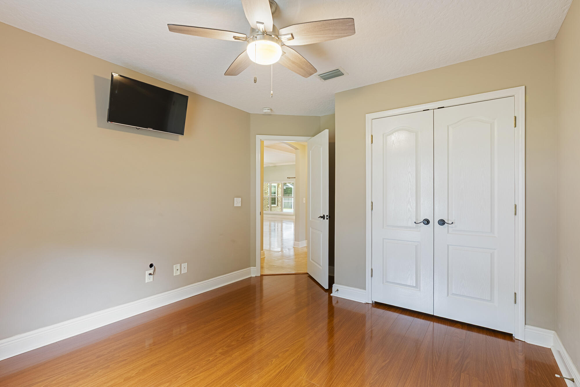 LONGWOOD PINES S/D - Residential