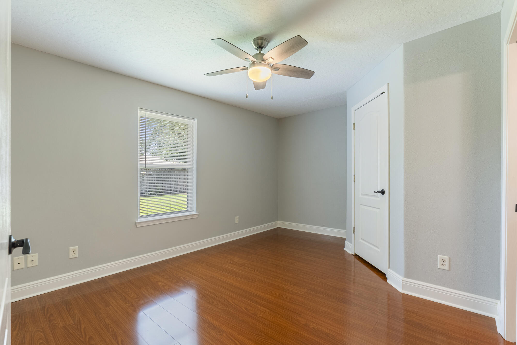 LONGWOOD PINES S/D - Residential