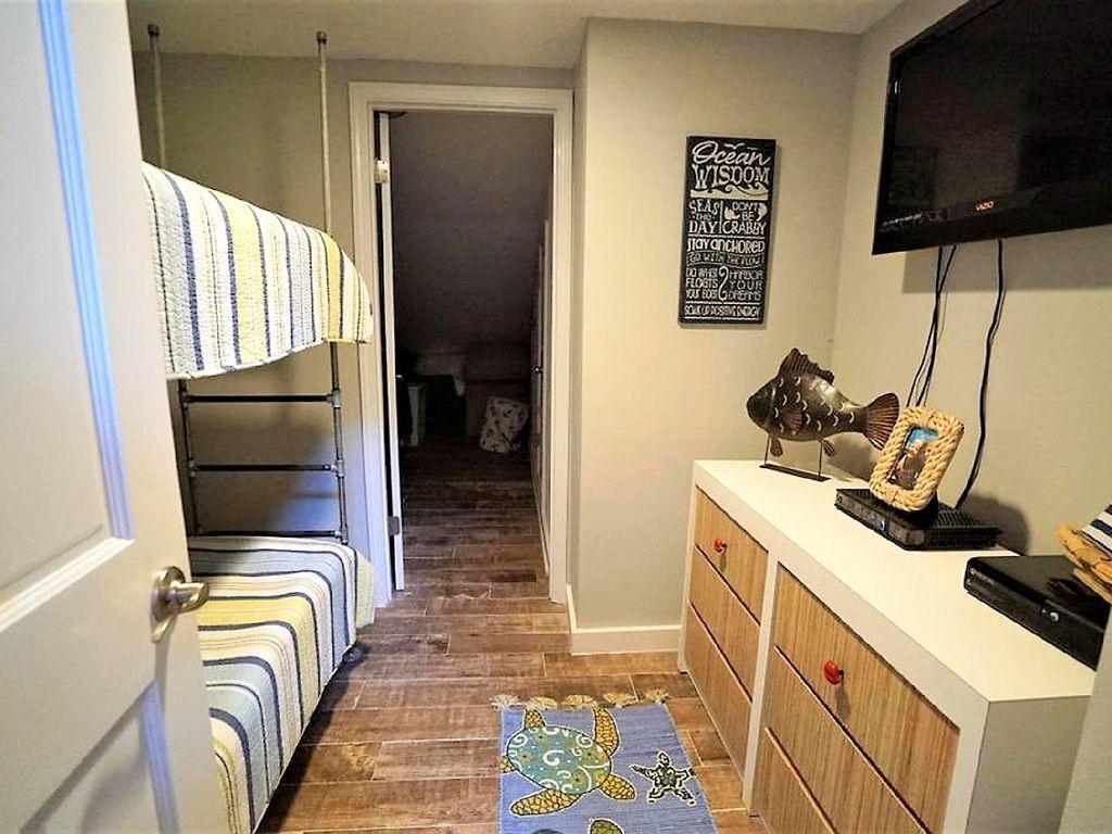 SEASCAPE CONDO PH 6A - Residential