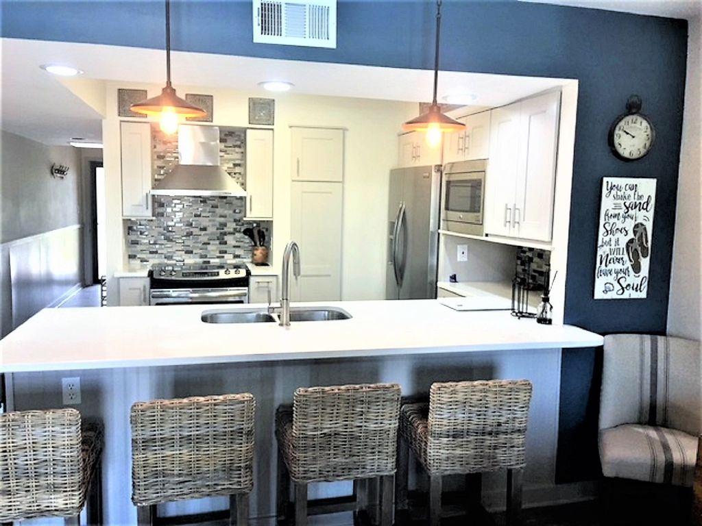 SEASCAPE CONDO PH 6A - Residential