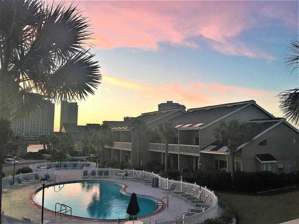 SEASCAPE CONDO PH 6A - Residential