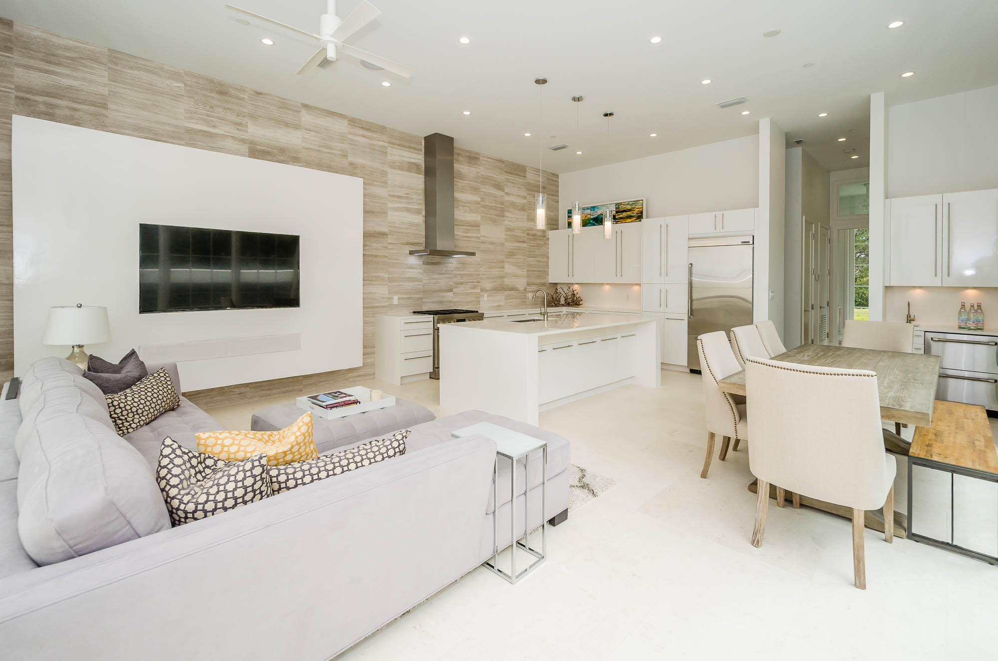 ALYS BEACH - Residential