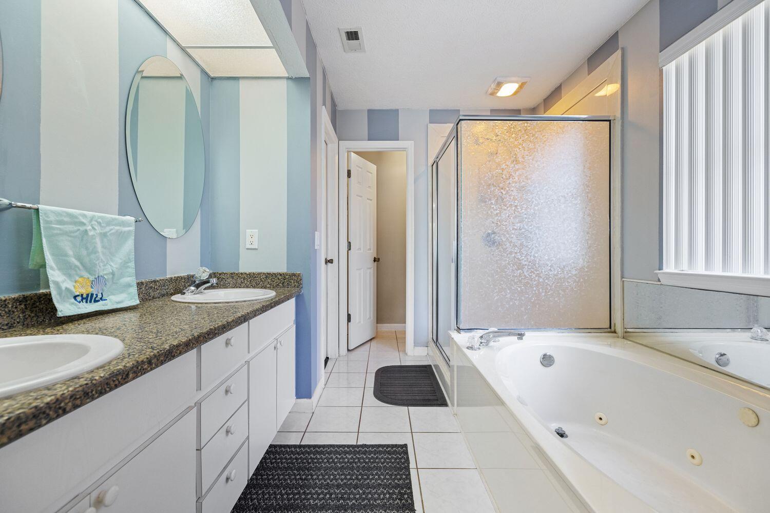 NORTH LAGOON OAKS 8TH ADDN - Residential