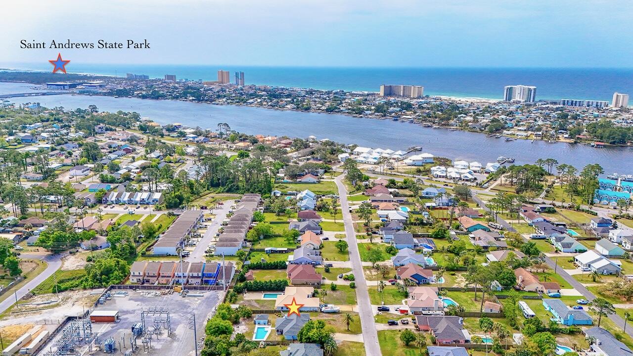 NORTH LAGOON OAKS 8TH ADDN - Residential