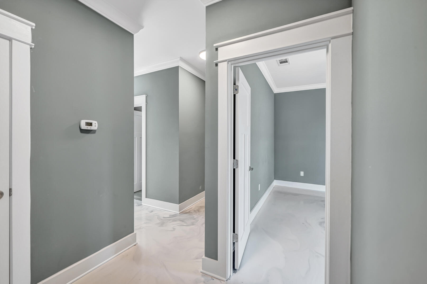 JUNIPER LAKES EST UNIT 6 OF OAKWOOD HILLS - Residential