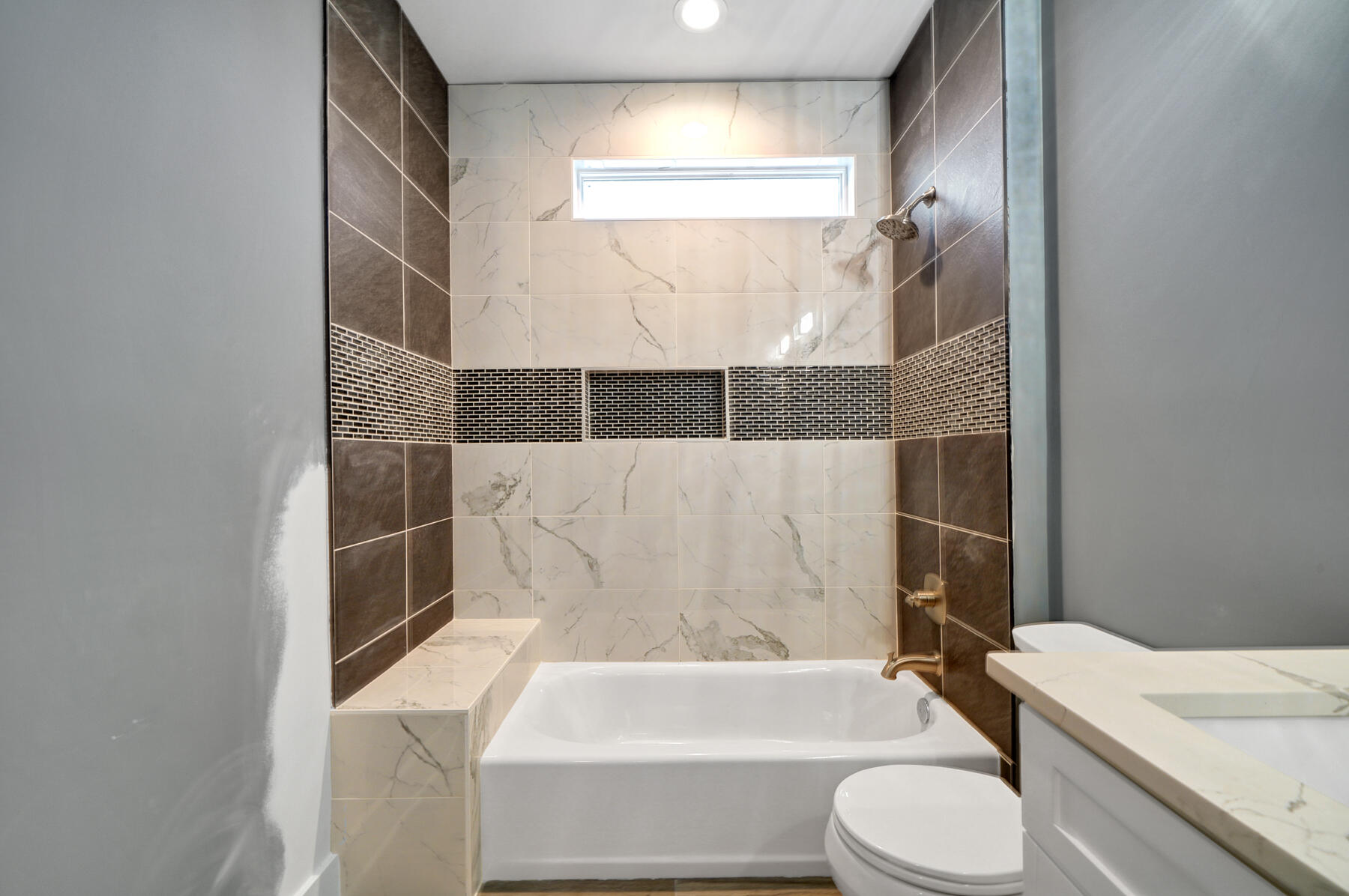 JUNIPER LAKES EST UNIT 6 OF OAKWOOD HILLS - Residential