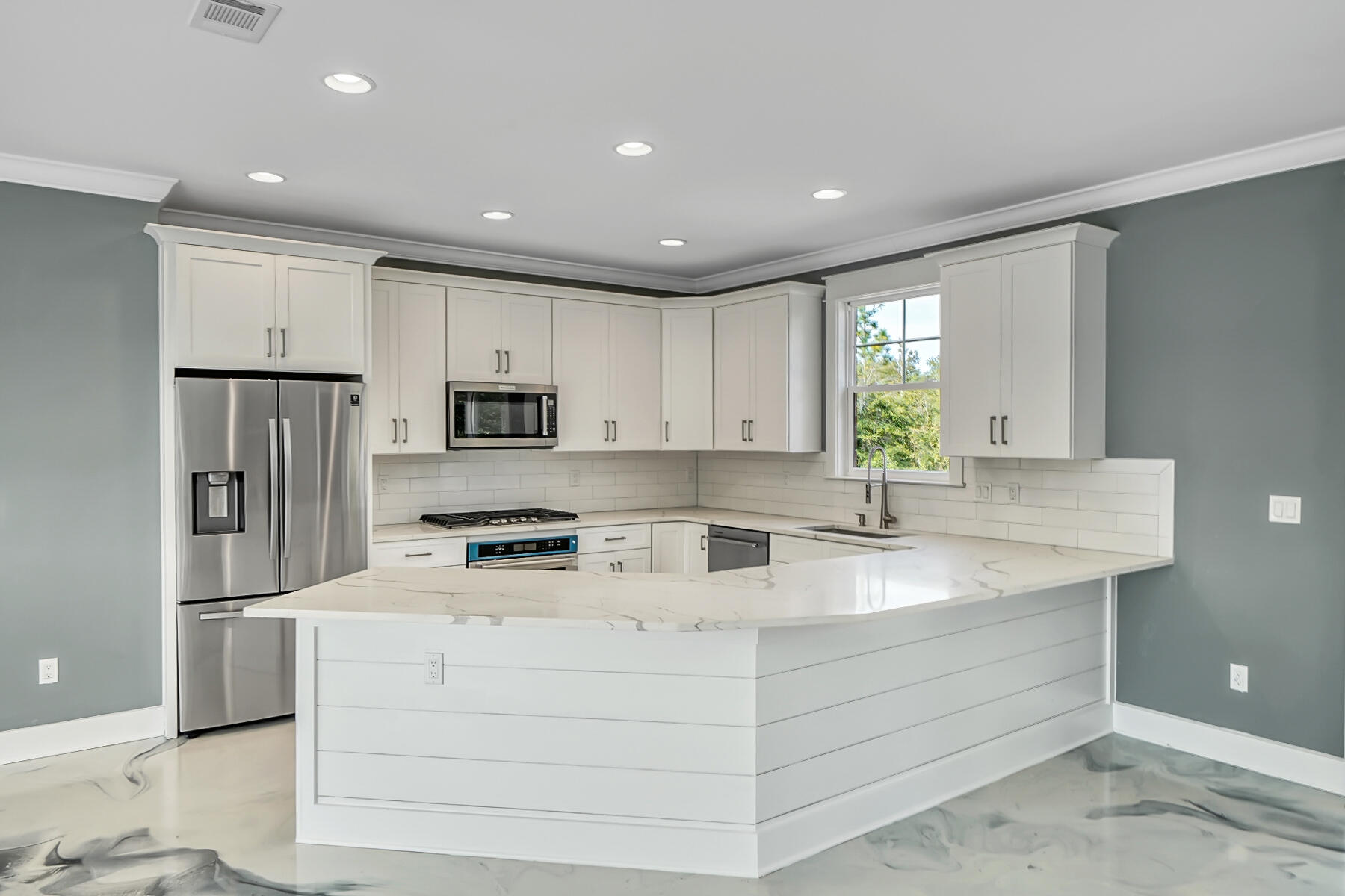 JUNIPER LAKES EST UNIT 6 OF OAKWOOD HILLS - Residential