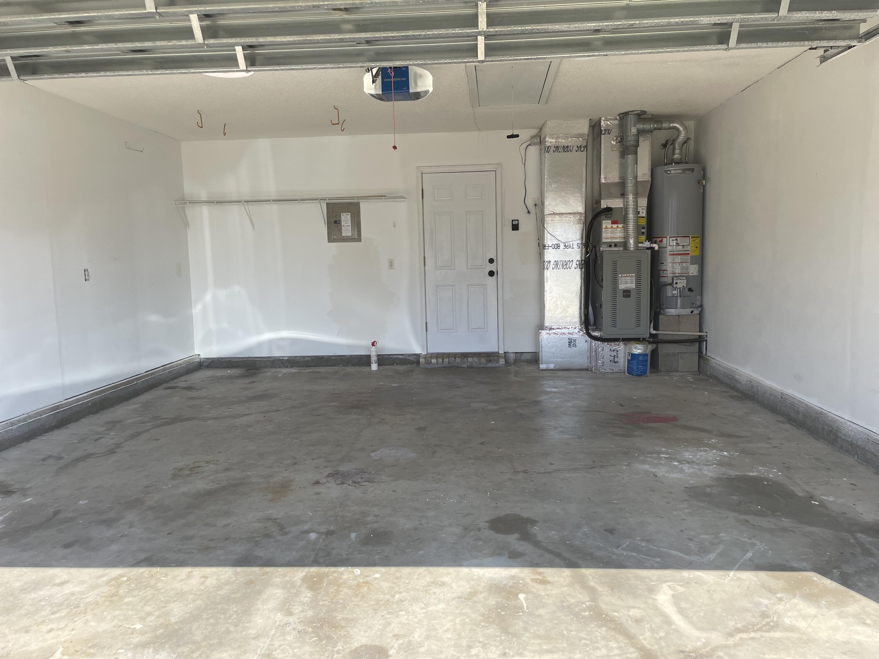 SANDY RIDGE ESTATES - Residential Lease