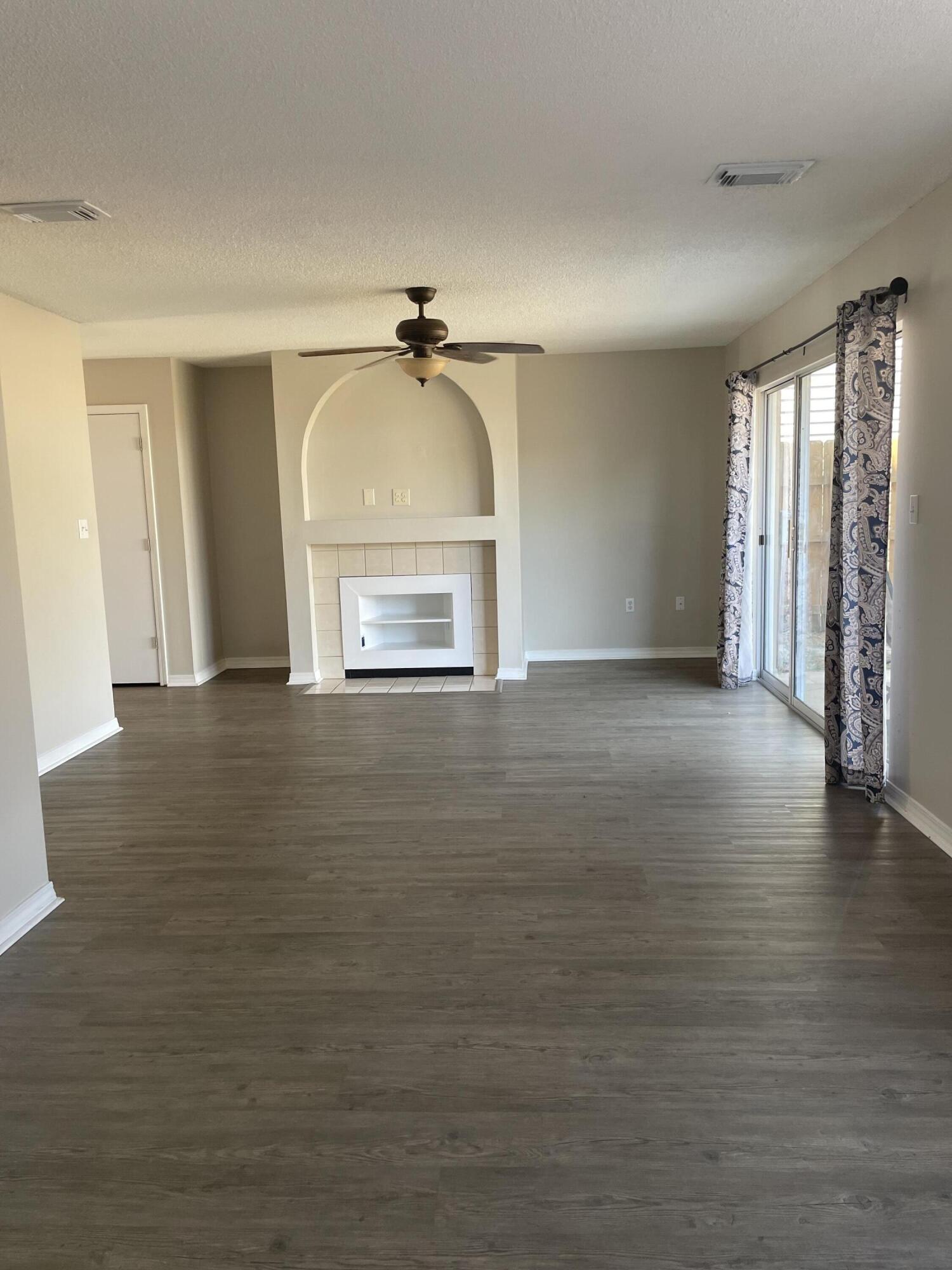 SANDY RIDGE ESTATES - Residential Lease