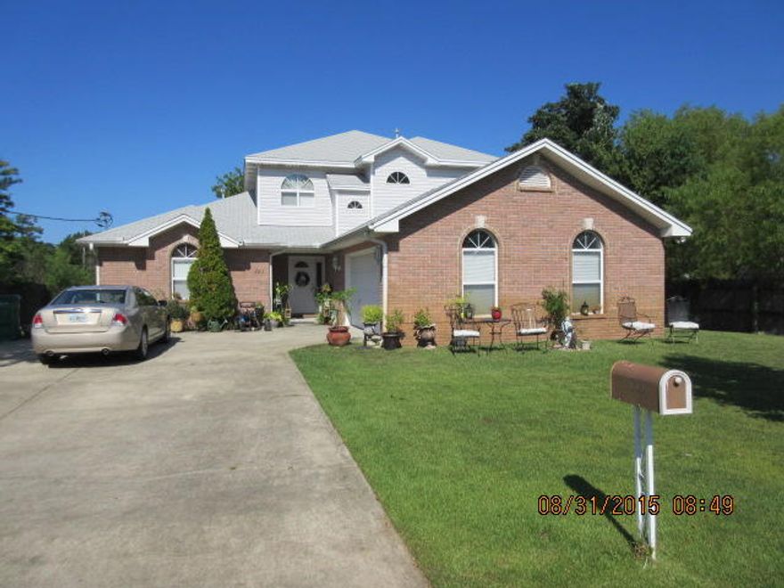 PRICE REDUCED! Motivated Seller.Check out this beauty!!!!! Over 2100 sq feet and soaring ceilings. Beautiful windows and a ton of storage. Huge kitchen and eating area to enjoy the family togetherness. Heated and cooled sunroom over looking the beautiful sparkling pool.. Master BR is gorgeous with trayed ceilings and will hold all your furniture and then some. Just minutes from Hurlburt AF base, shopping and churches.....Beautiful master bath has a Jacuzzi tub and separate shower and his and her vanities. Loft area makeS an excellent office or kid zone and the 2 bedrooms are separated by a Jack and Jill bath. French from master bedroom leads out to the pool!