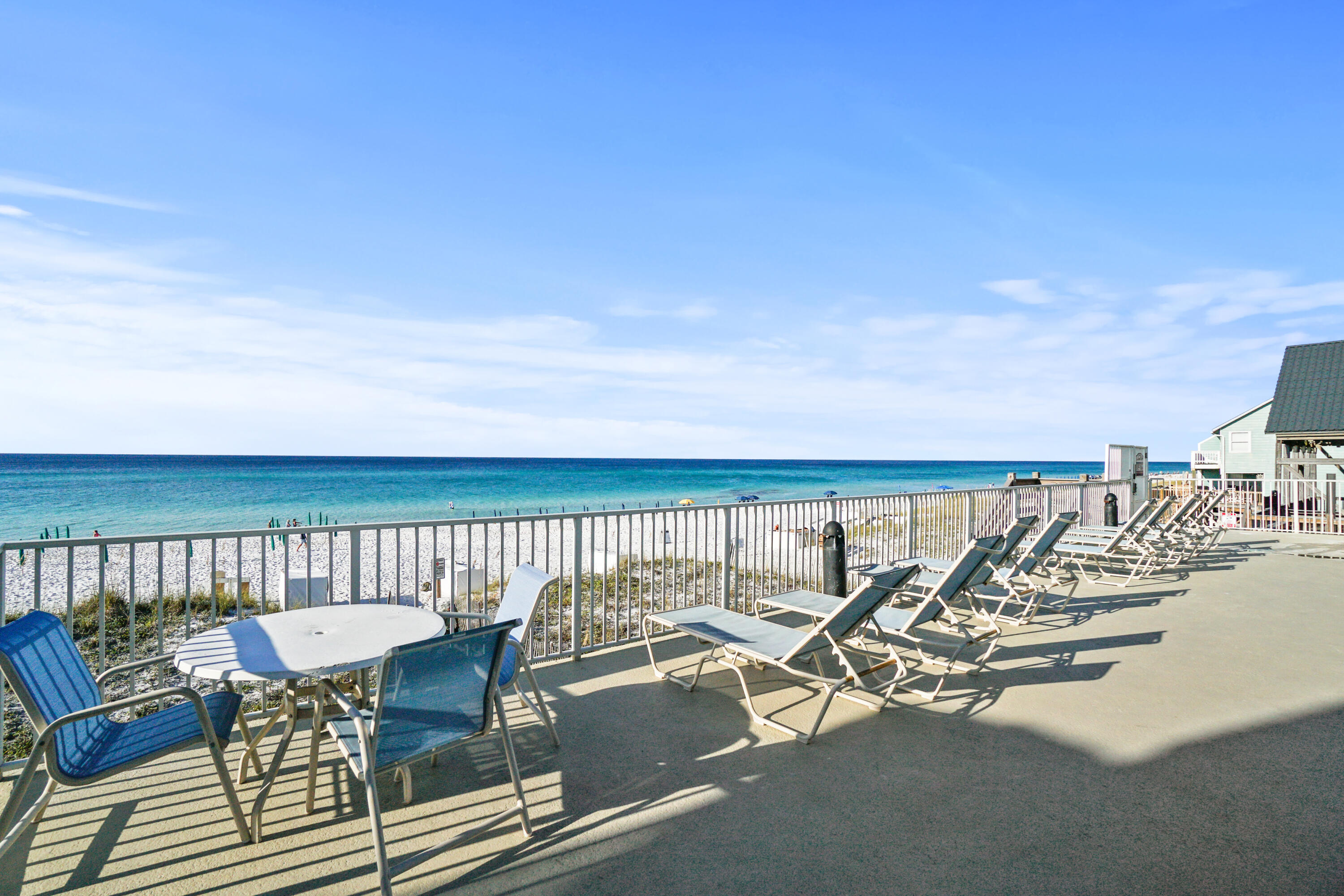 LEEWARD KEY - Residential