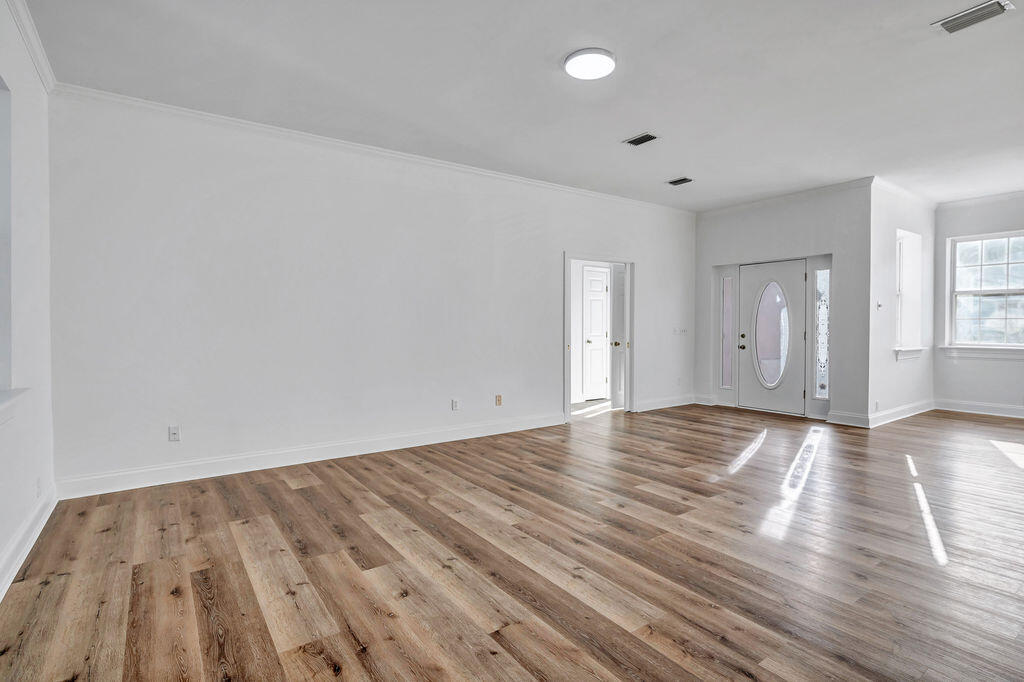 FLAMINGO VILLAGE aka Emerald Walk - Residential