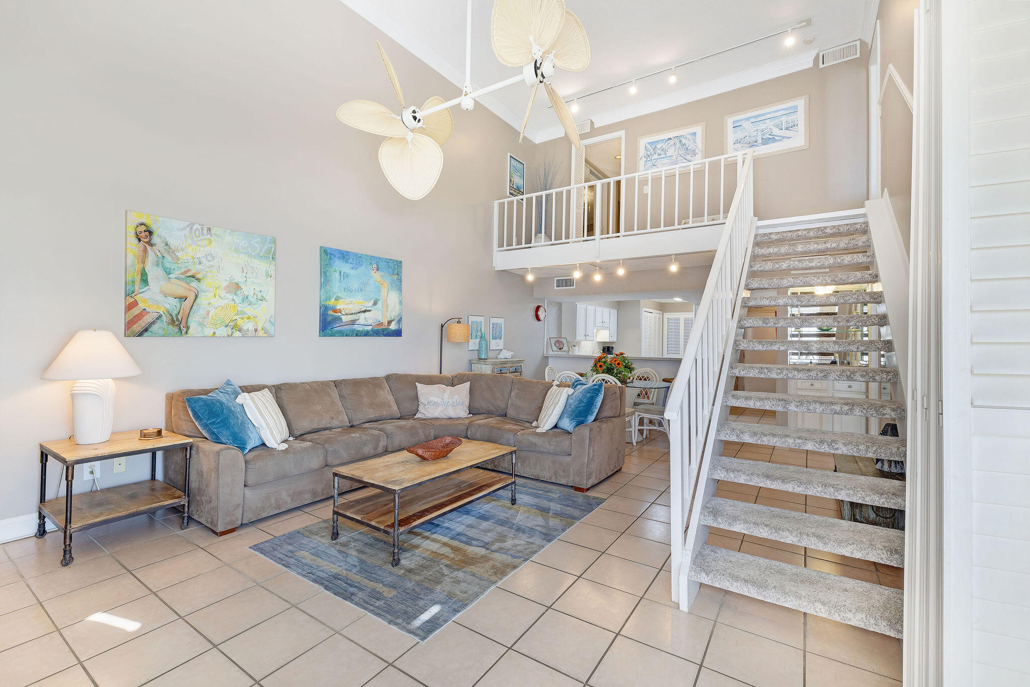 MAINSAIL CONDO PH 1 - Residential