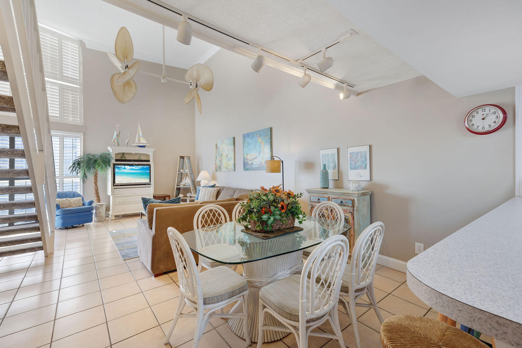 MAINSAIL CONDO PH 1 - Residential