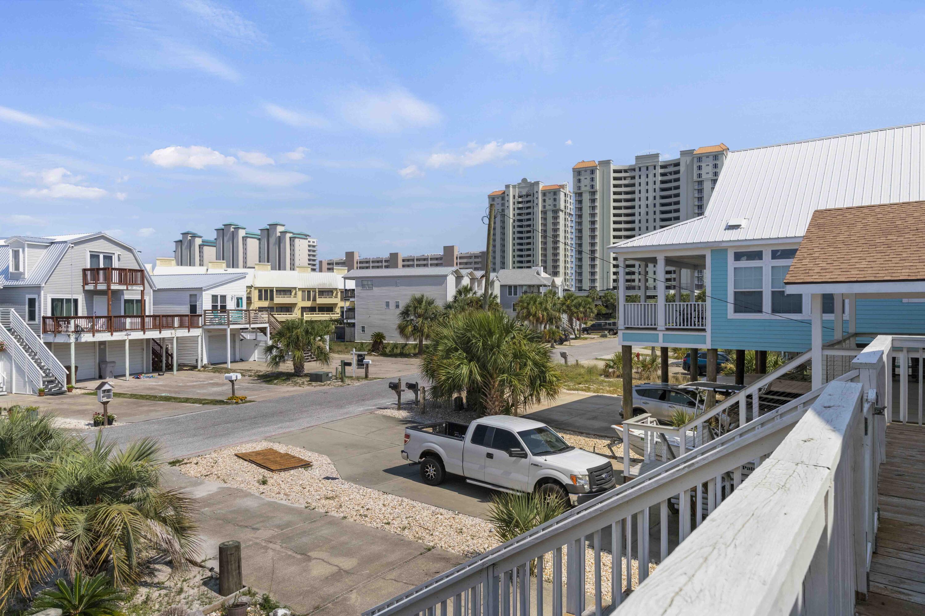 BAHIA BADAR - Residential