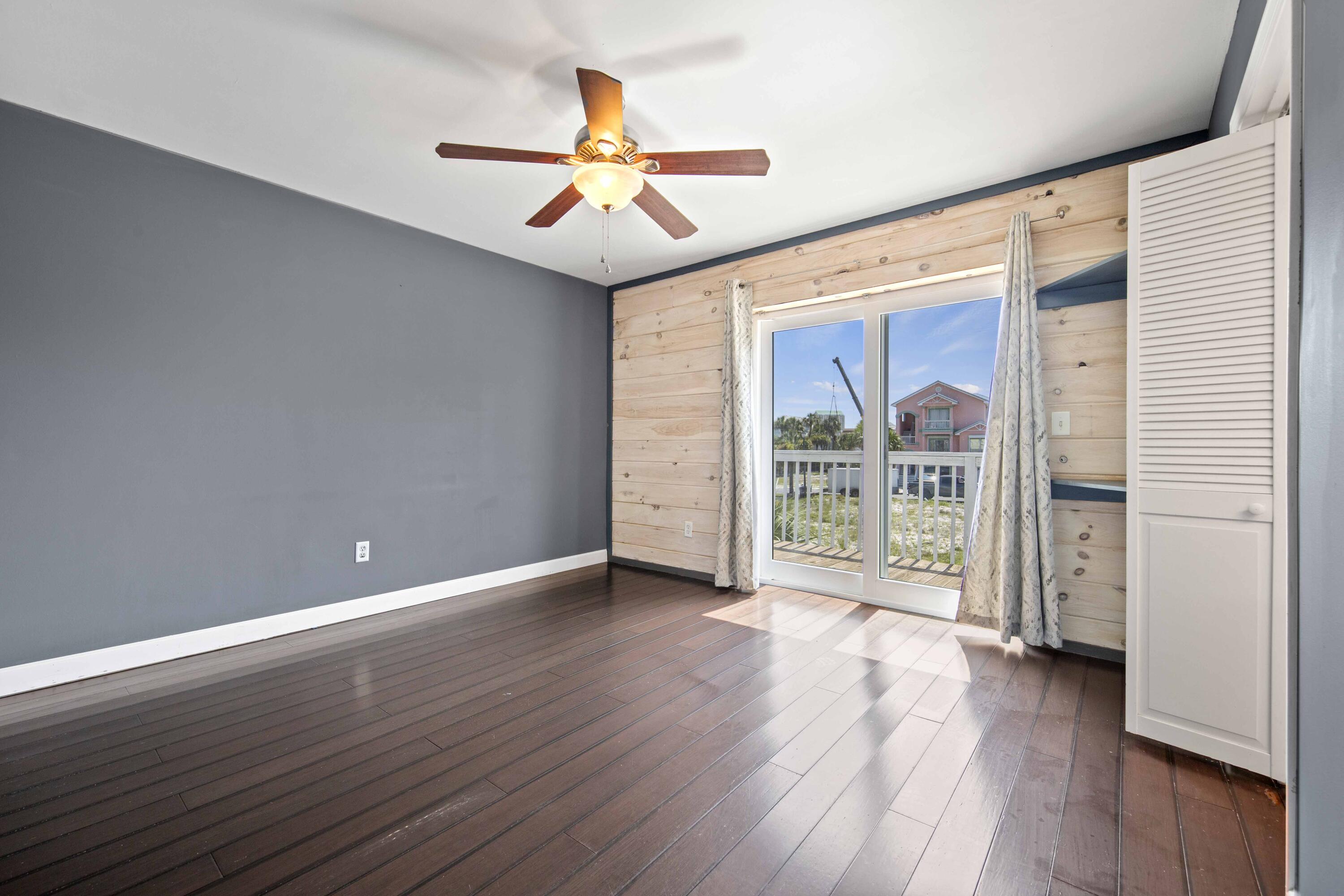 BAHIA BADAR - Residential