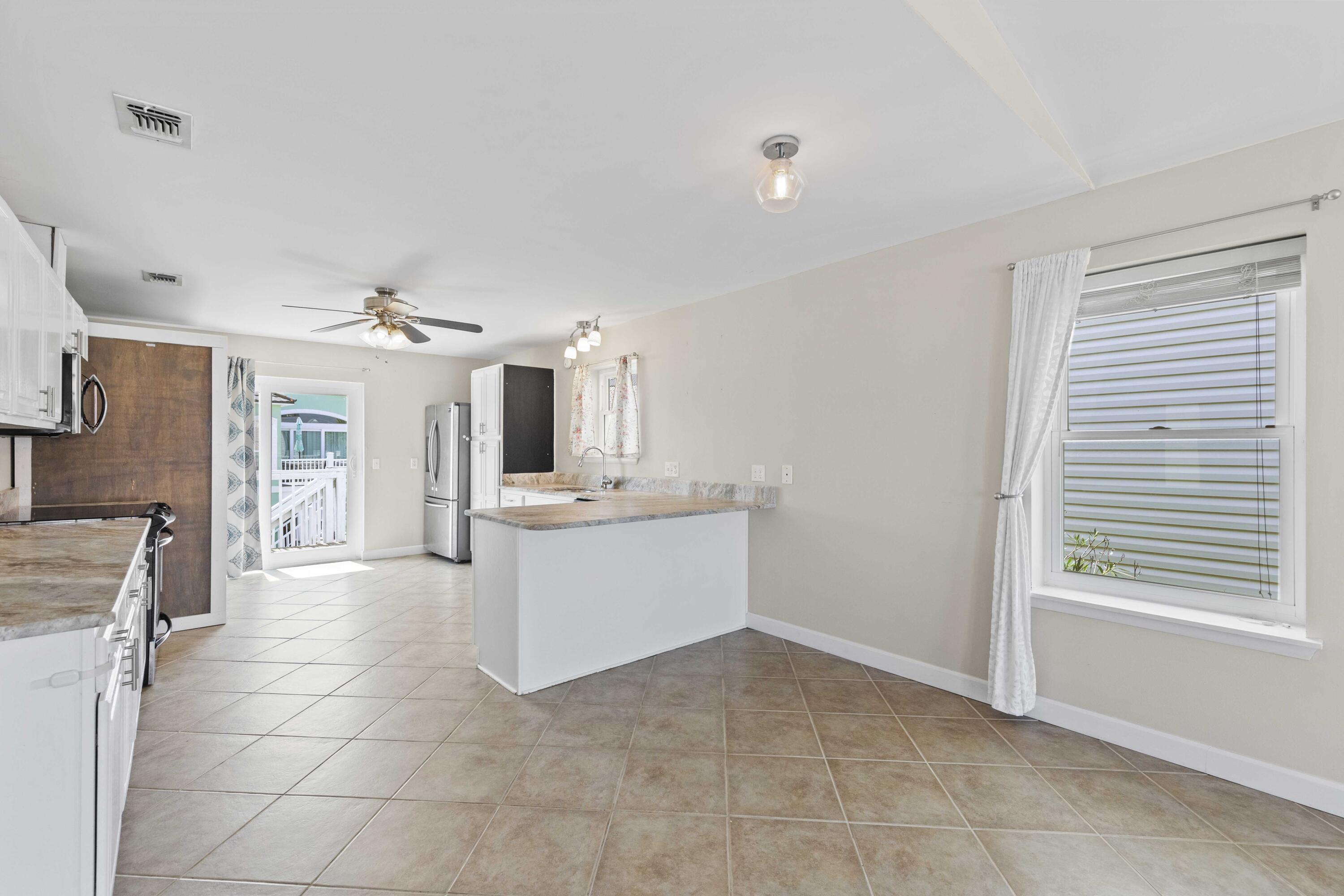 BAHIA BADAR - Residential