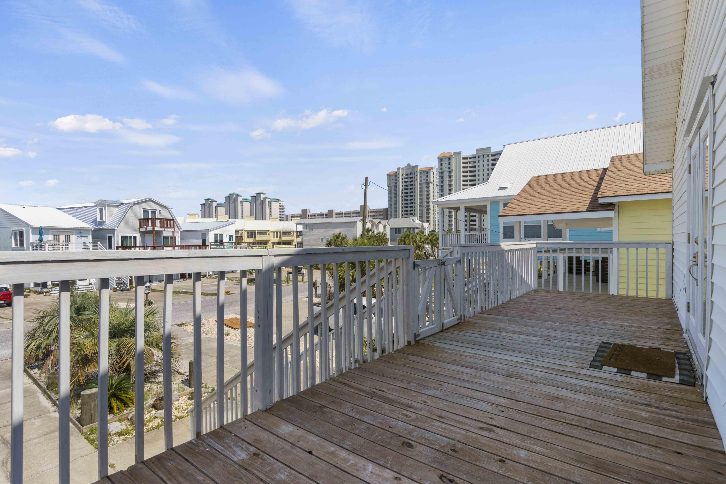 BAHIA BADAR - Residential