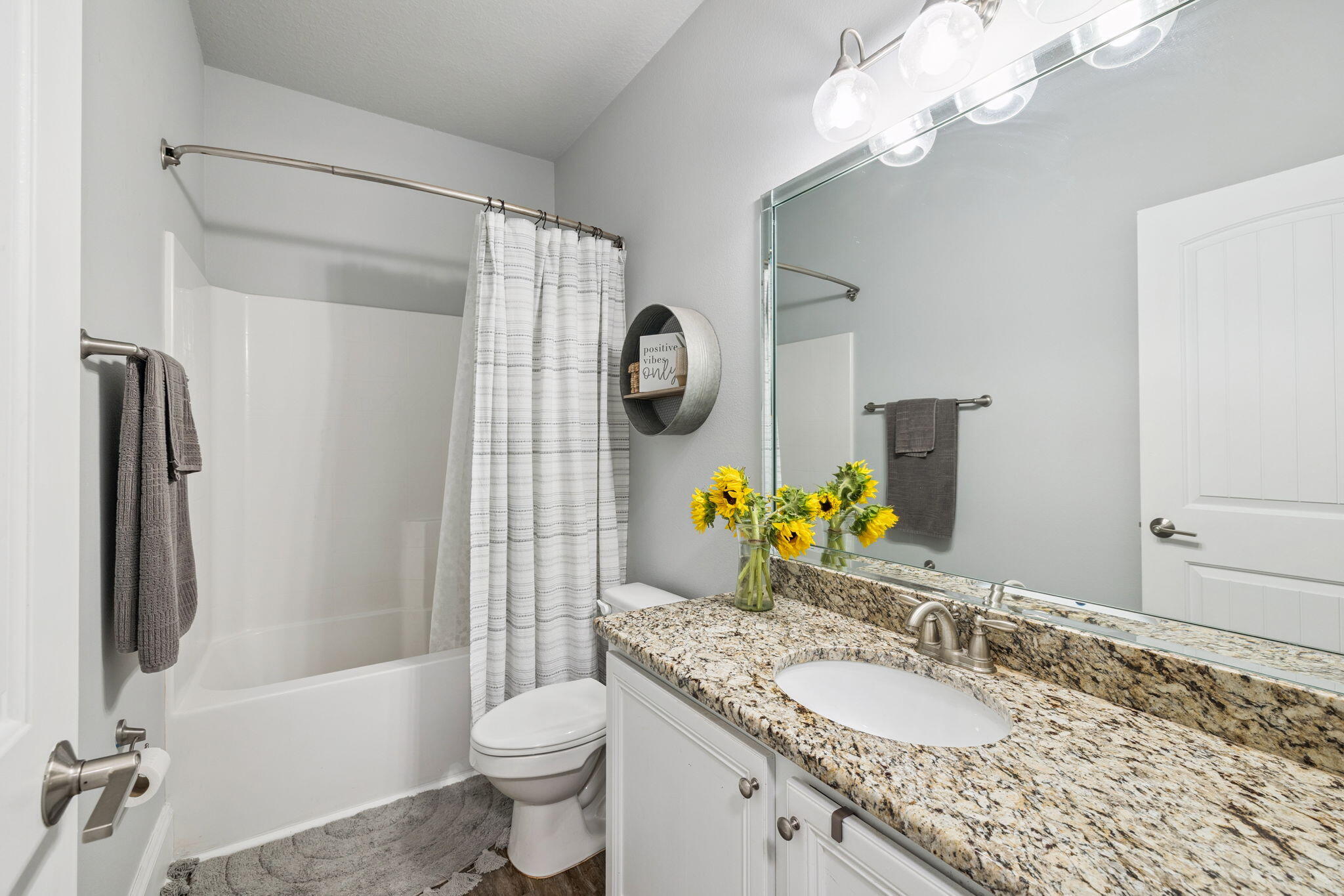 MUSSETT BAYOU ESTATES - Residential