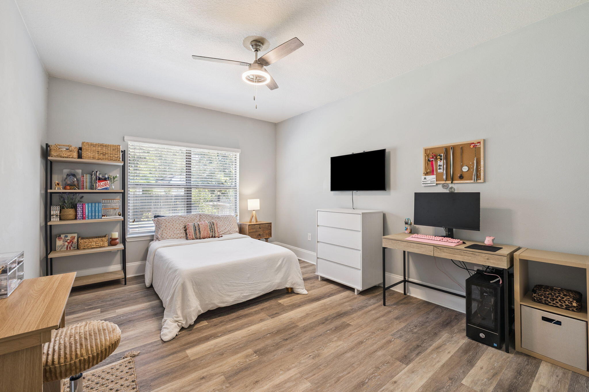 MUSSETT BAYOU ESTATES - Residential