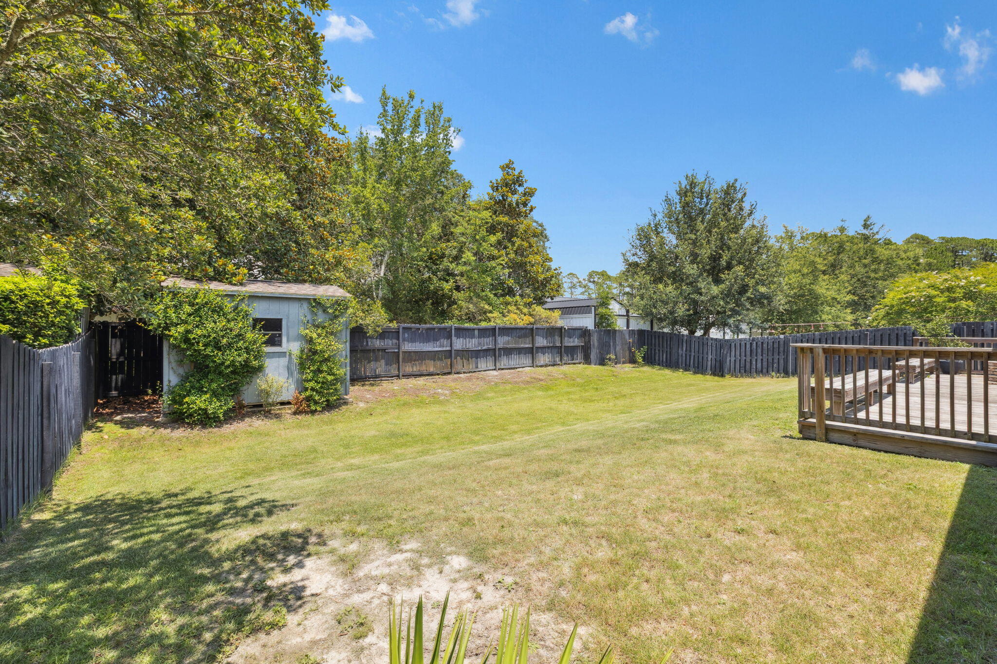 MUSSETT BAYOU ESTATES - Residential