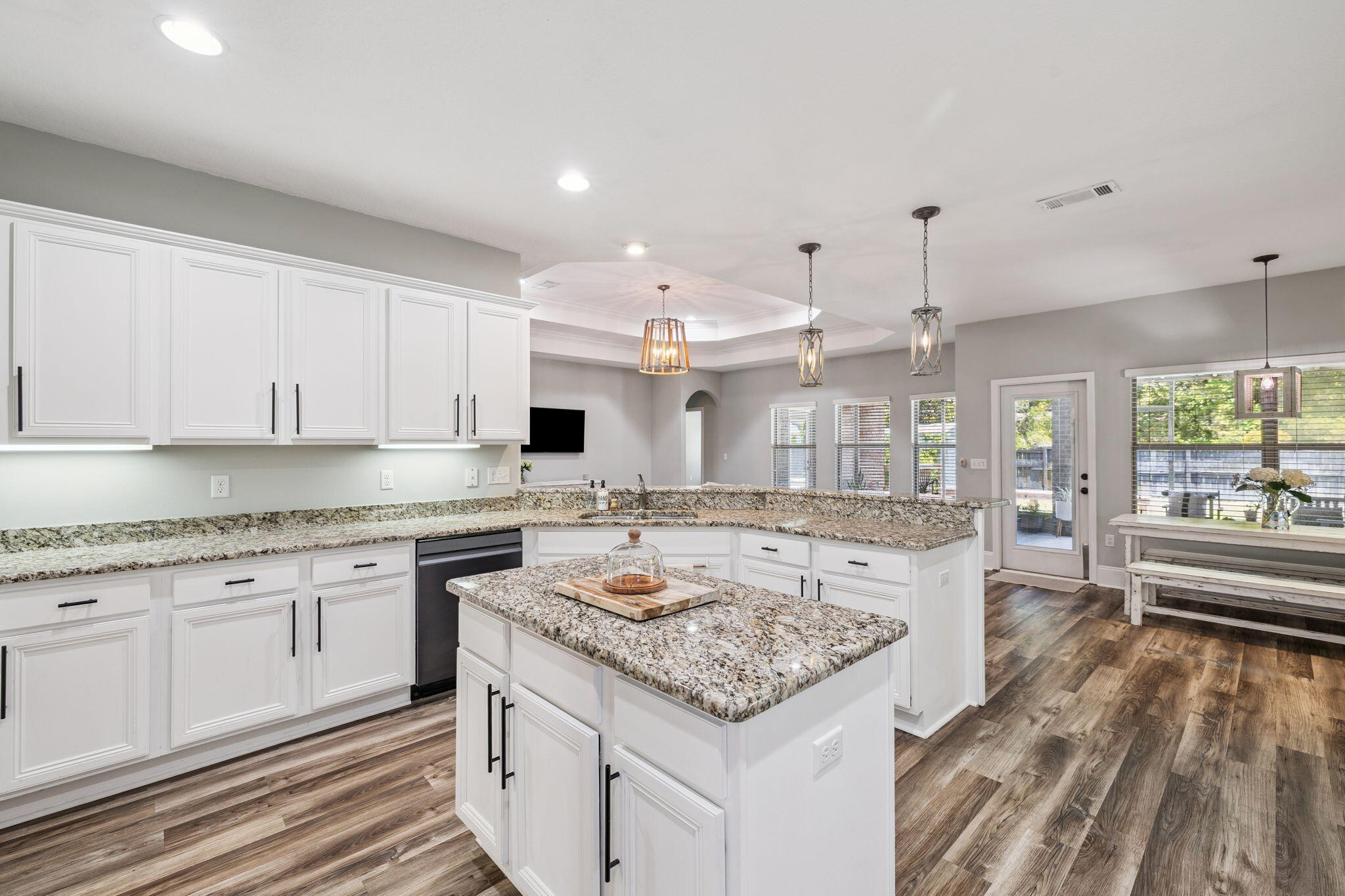 MUSSETT BAYOU ESTATES - Residential