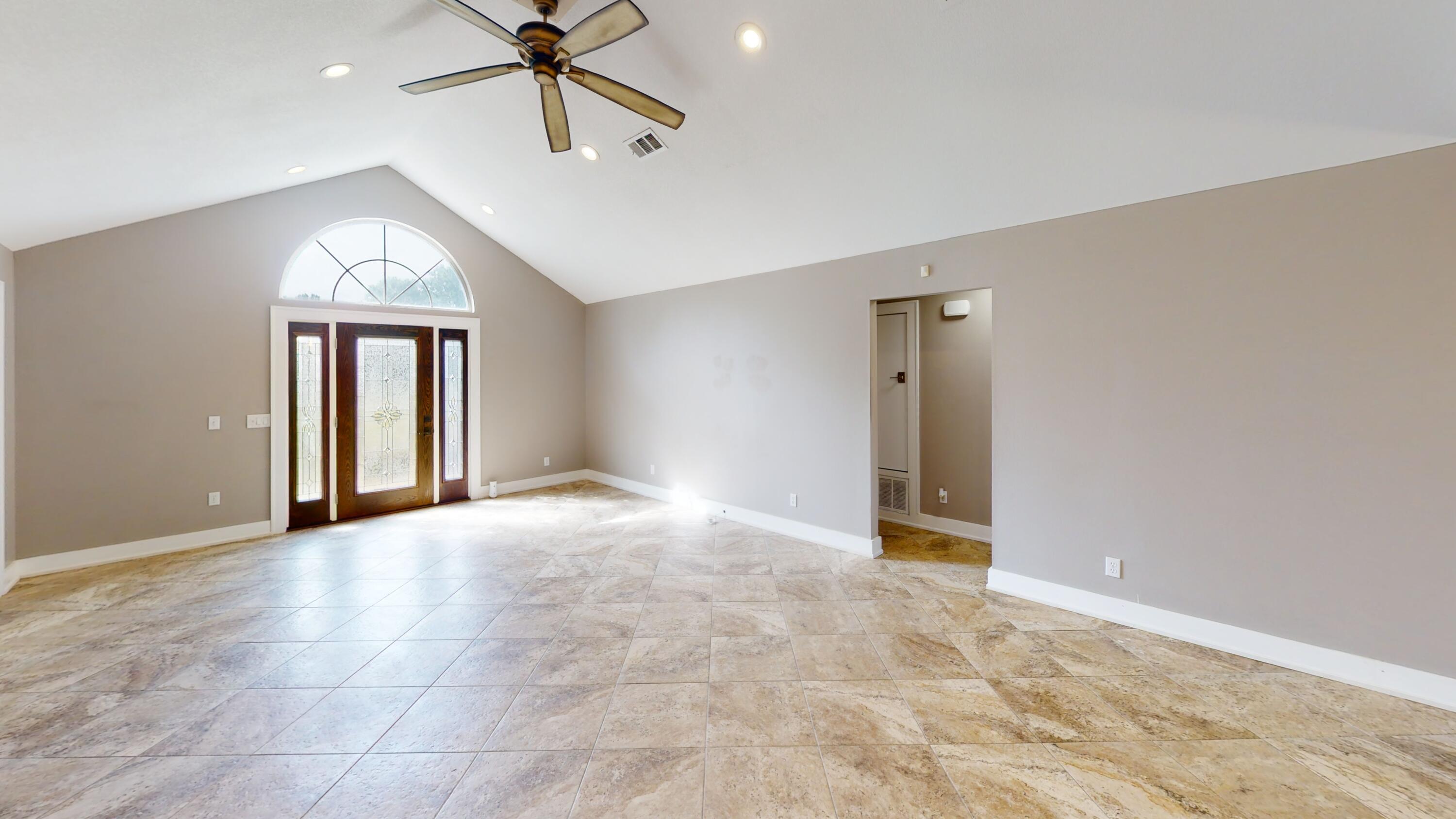 HOLLEY BY THE SEA - Residential