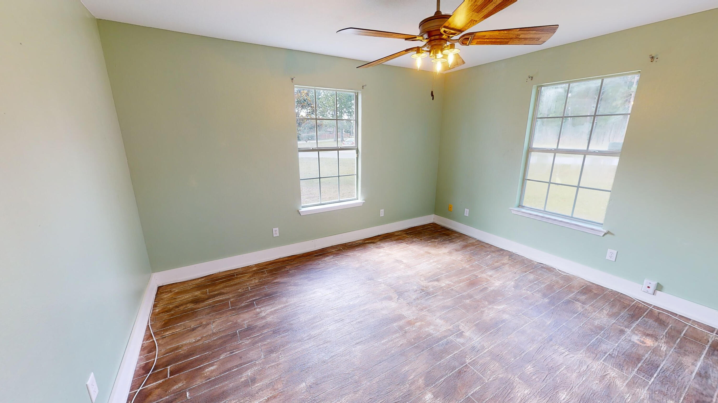 HOLLEY BY THE SEA - Residential