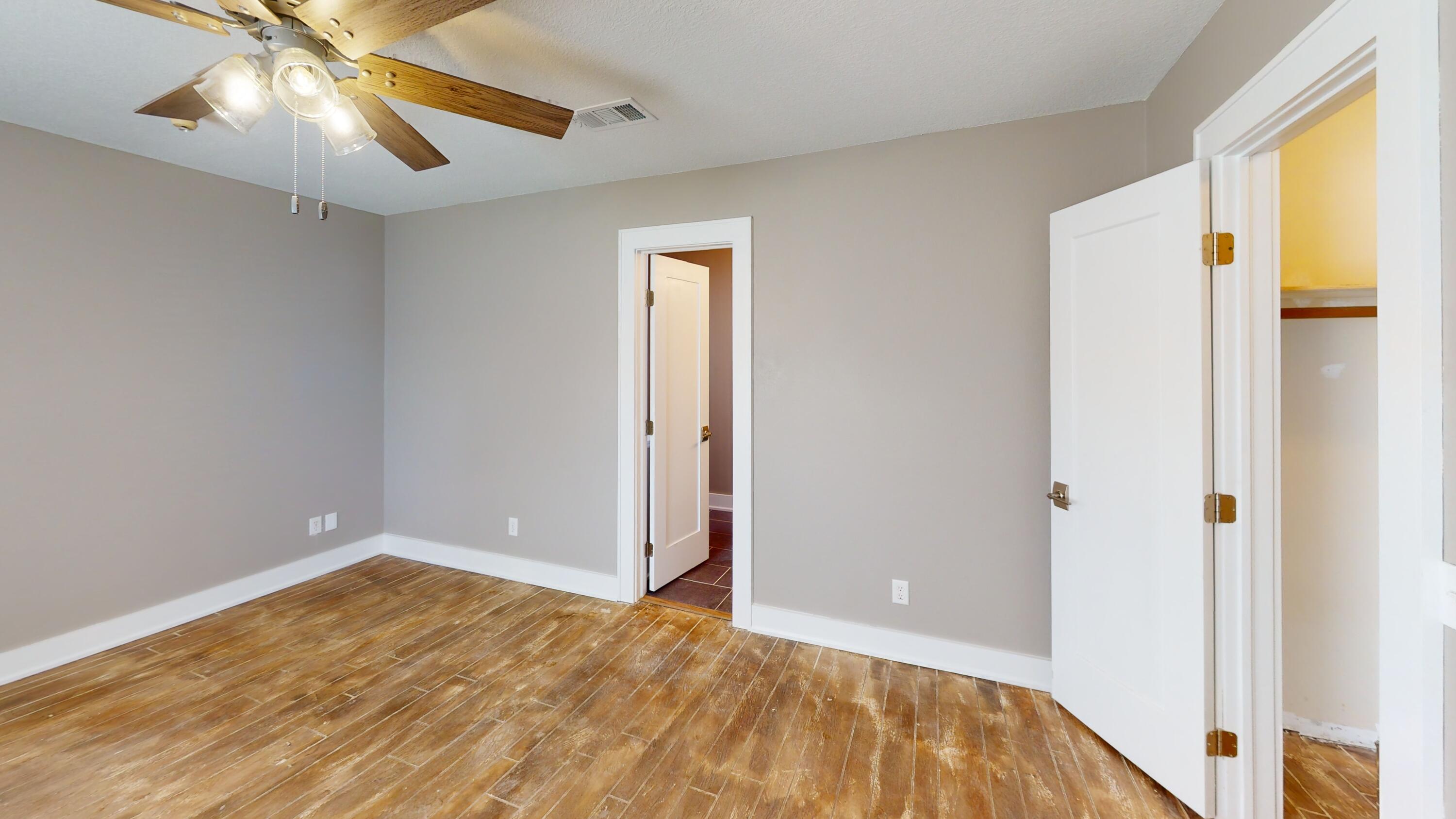 HOLLEY BY THE SEA - Residential